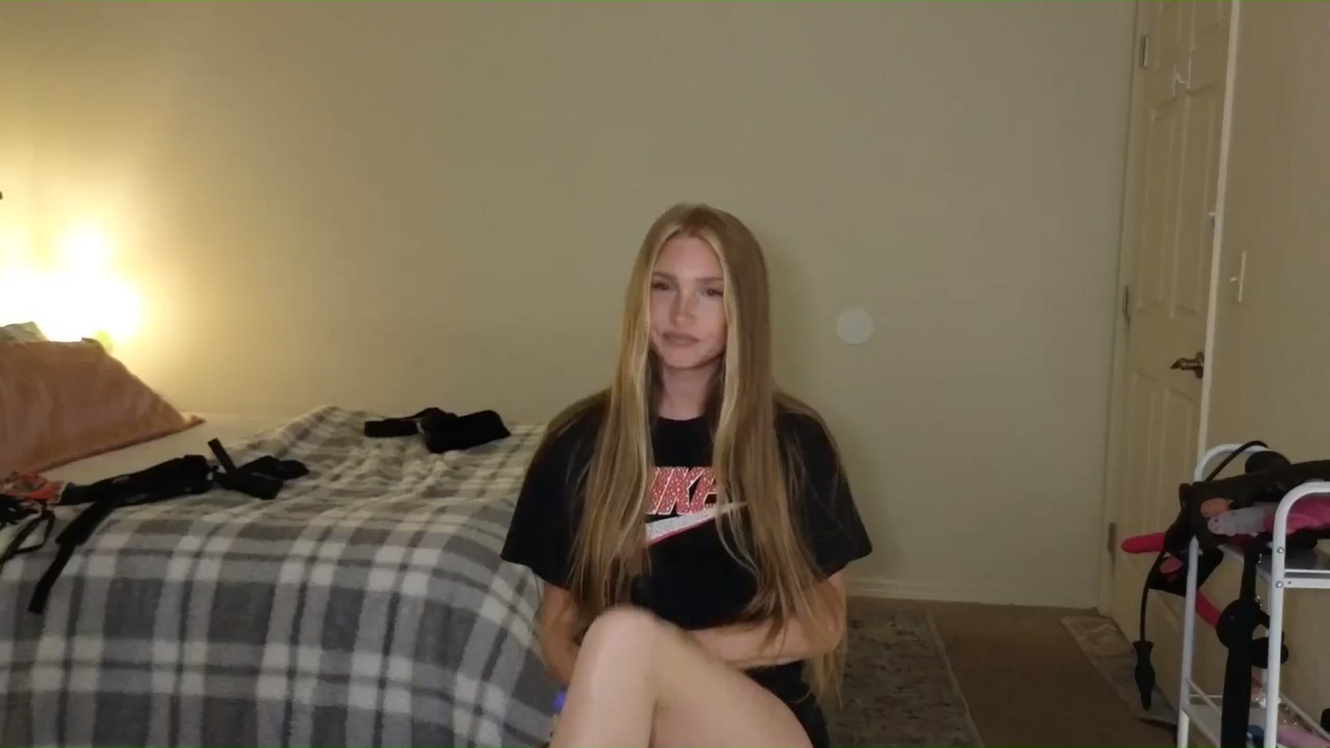 Gallery image thumbnail from Freckld_Cutie's myfreecams stream on, 06/12/2024, 19:20 image 20 of 20
