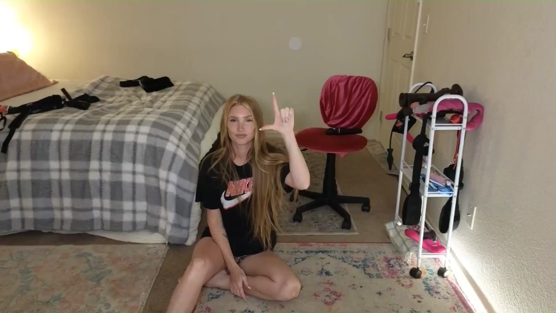 Gallery image thumbnail from Freckld_Cutie's myfreecams stream on, 06/12/2024, 19:20 image 10 of 20