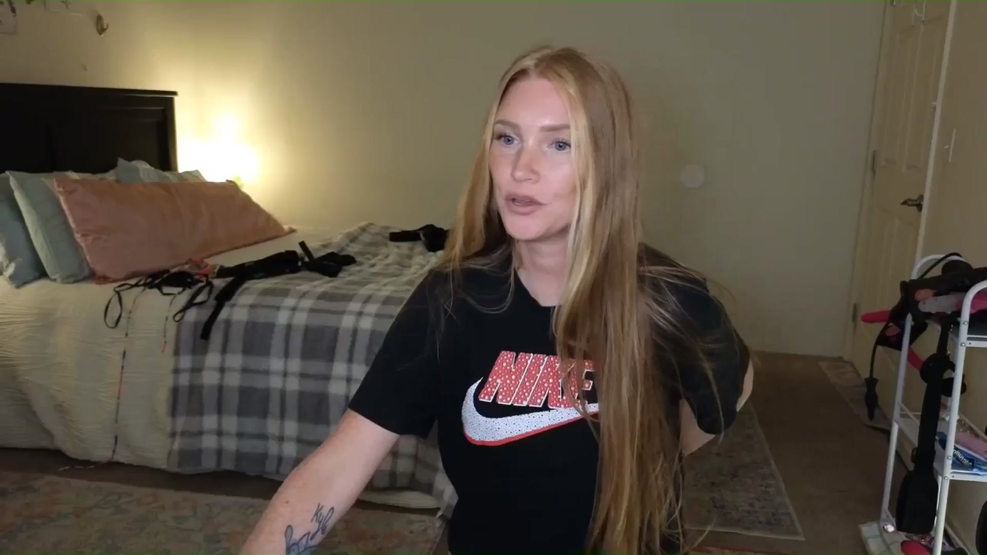 Gallery image thumbnail from Freckld_Cutie's myfreecams stream on, 06/12/2024, 19:51 image 19 of 20