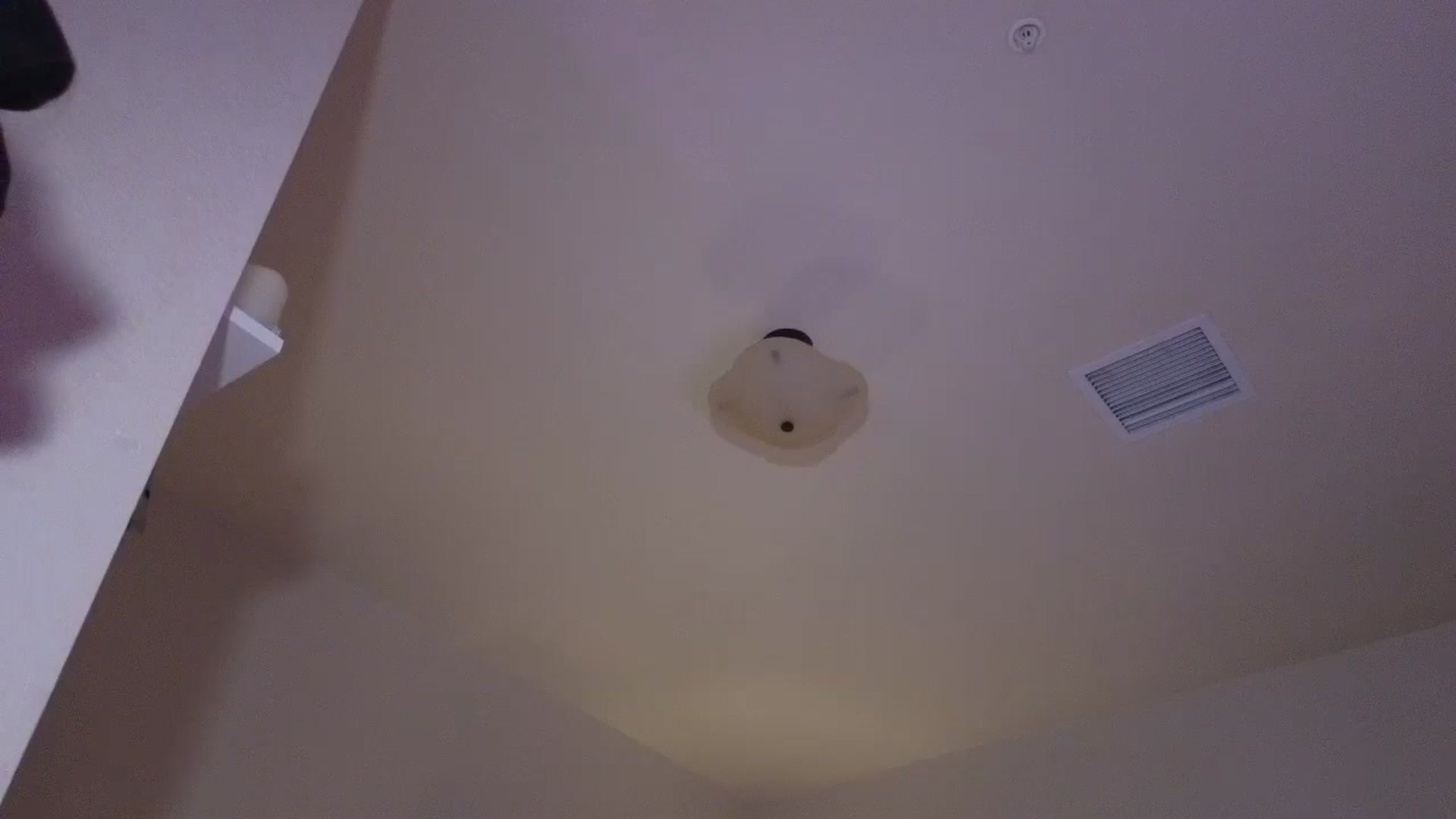 Gallery image thumbnail from Freckld_Cutie's myfreecams stream on, 07/15/2024, 18:26 image 12 of 20