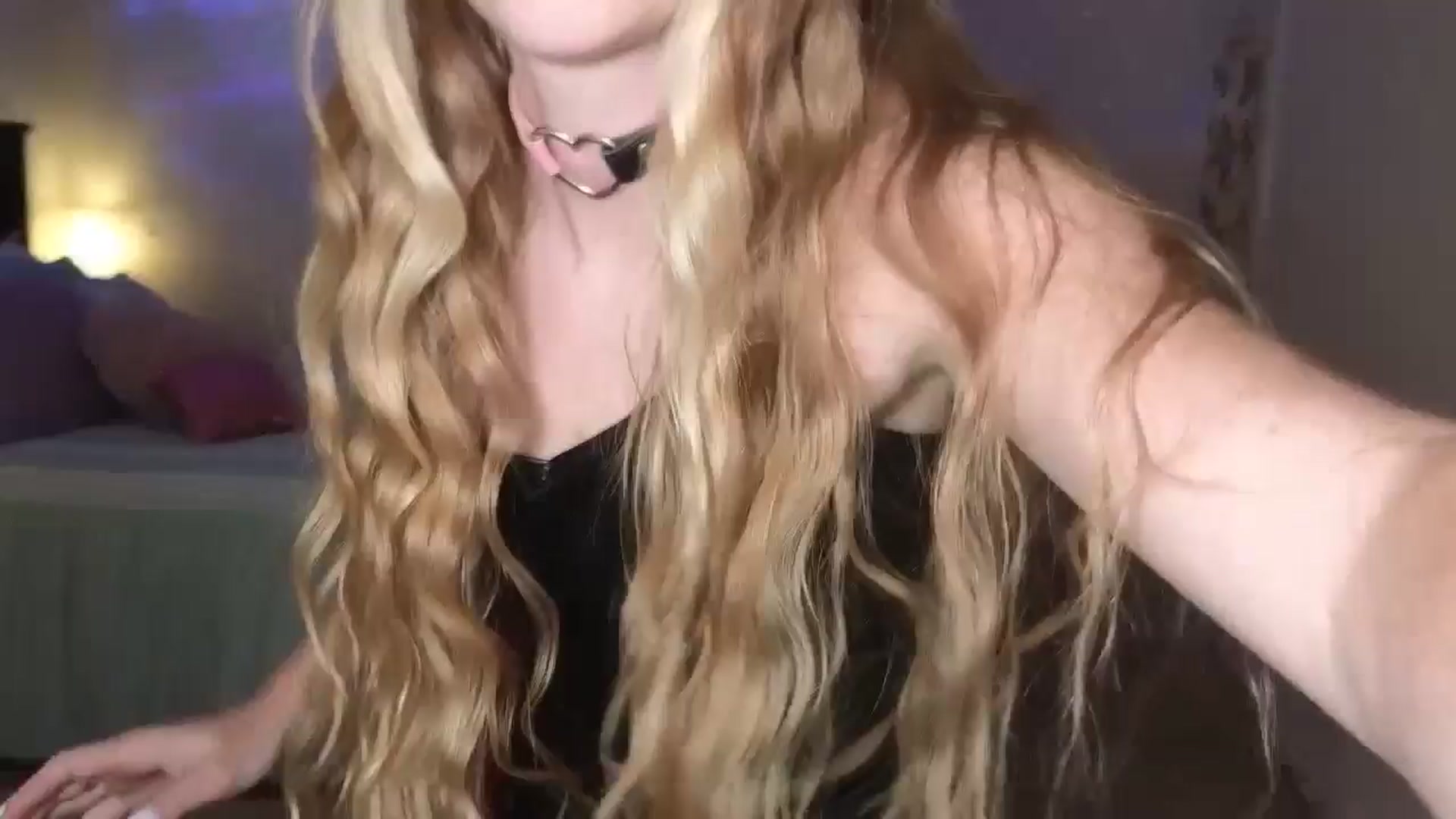 Gallery image thumbnail from Freckld_Cutie's myfreecams stream on, 07/17/2024, 19:26 image 1 of 20
