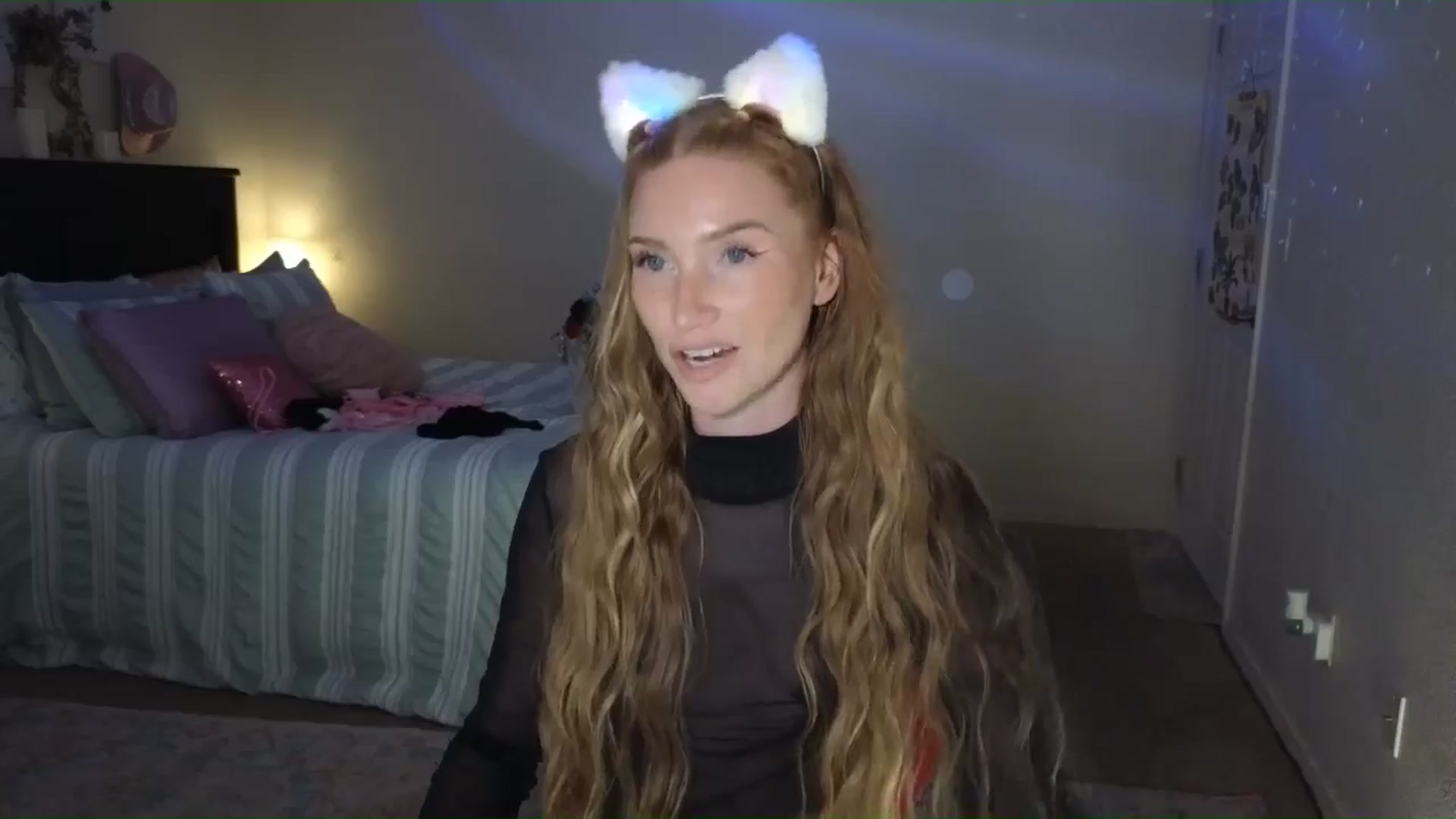 Gallery image thumbnail from Freckld_Cutie's myfreecams stream on, 07/19/2024, 19:12 image 14 of 20