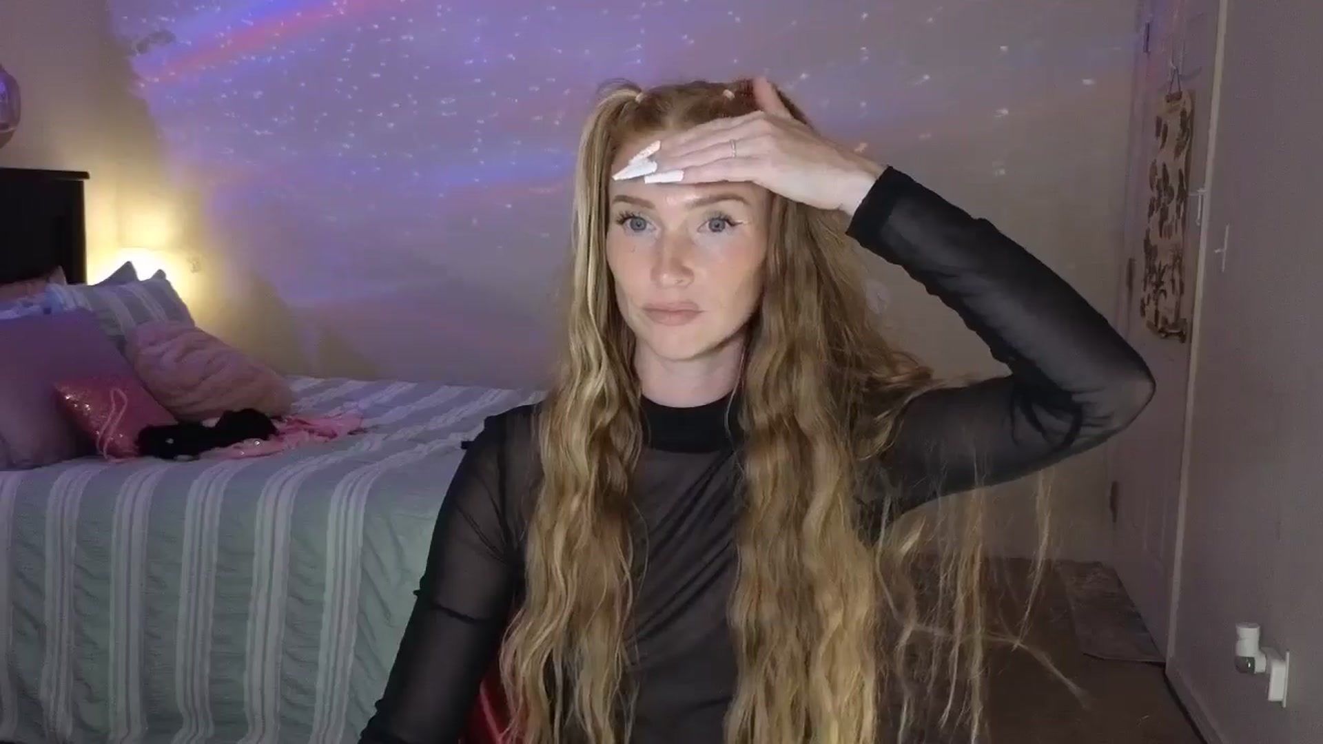 Gallery image thumbnail from Freckld_Cutie's myfreecams stream on, 07/19/2024, 21:22 image 4 of 20