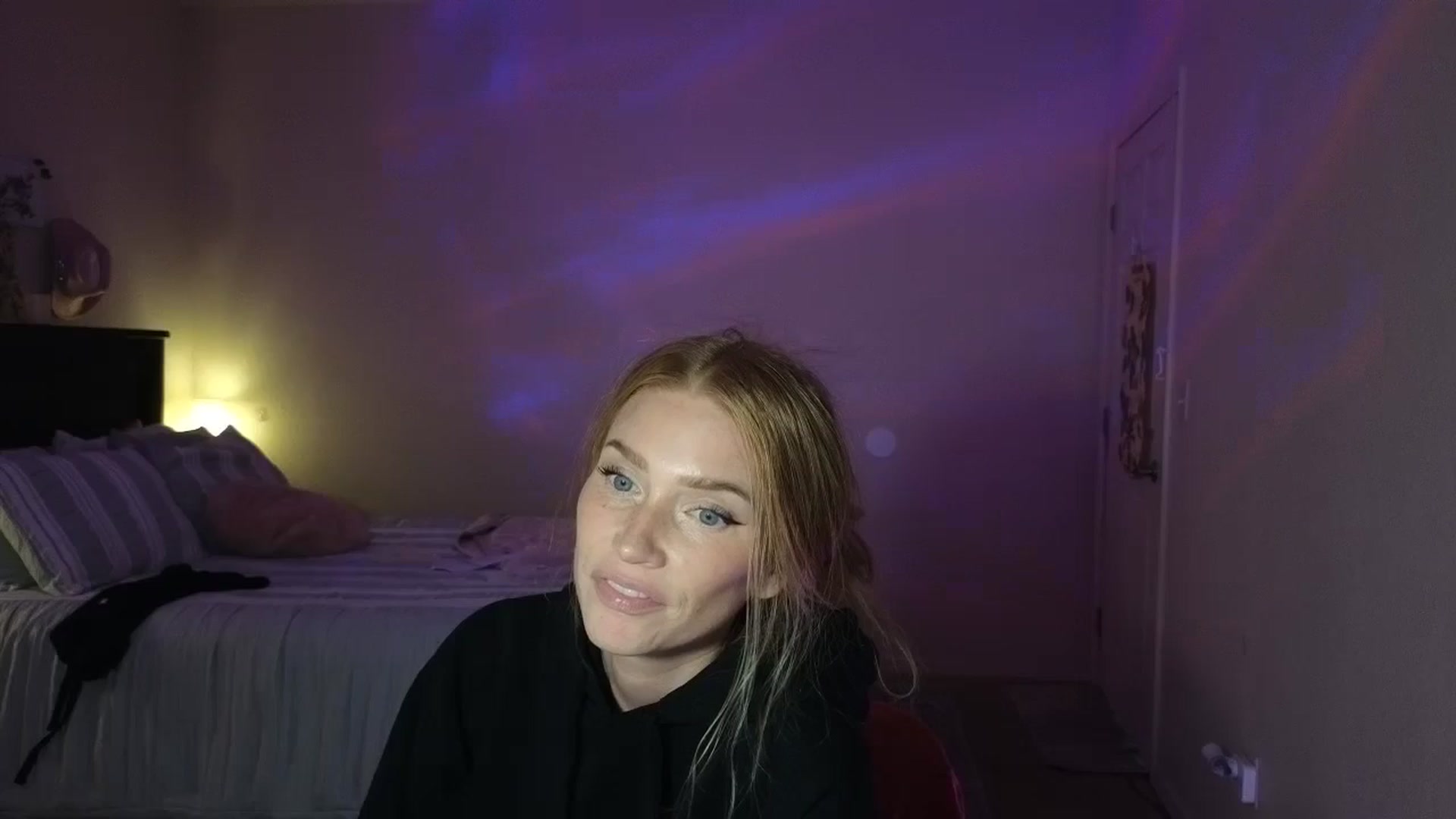 Gallery image thumbnail from Freckld_Cutie's myfreecams stream on, 07/23/2024, 20:41 image 13 of 20