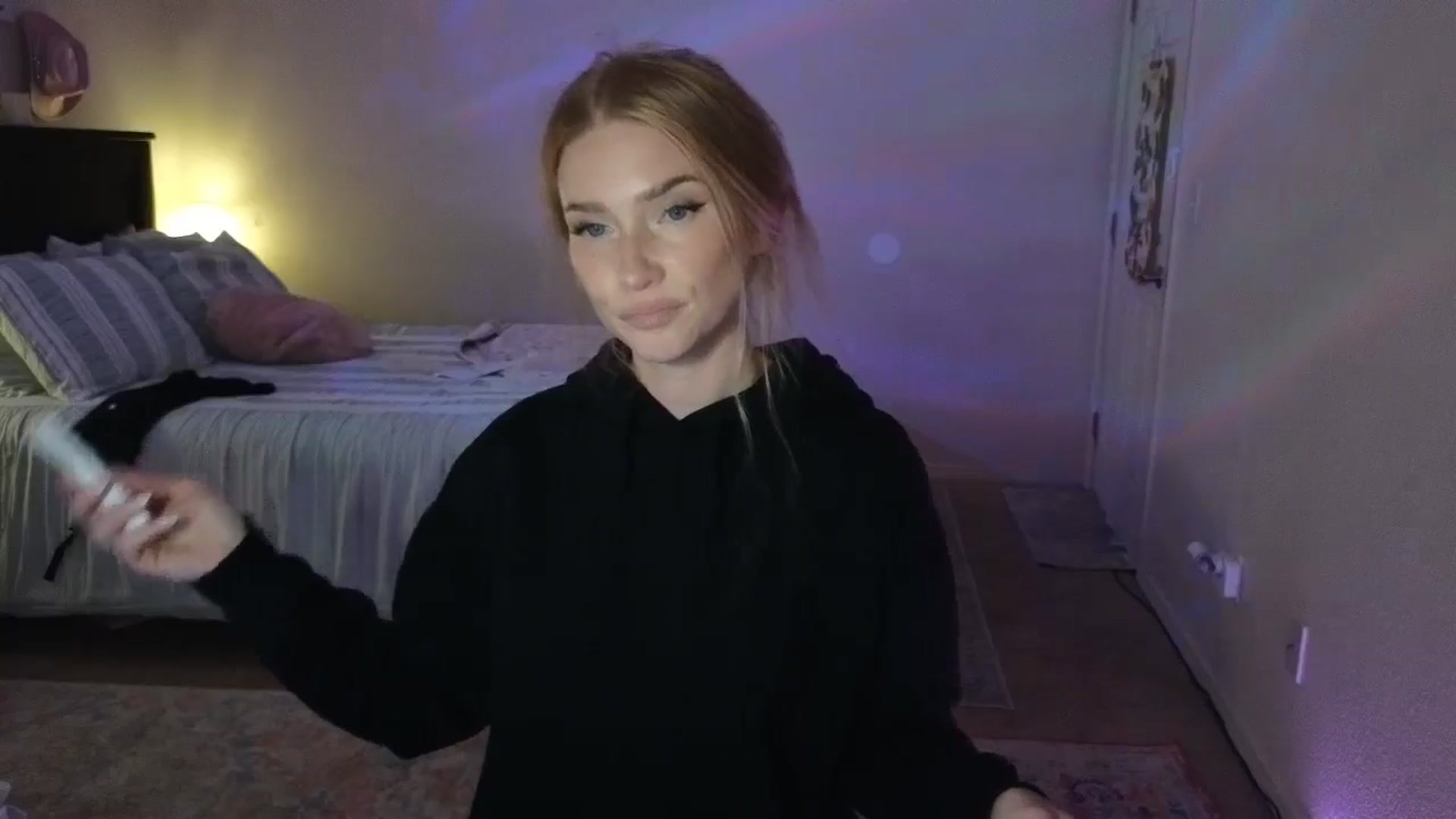 Gallery image thumbnail from Freckld_Cutie's myfreecams stream on, 07/23/2024, 20:41 image 19 of 20
