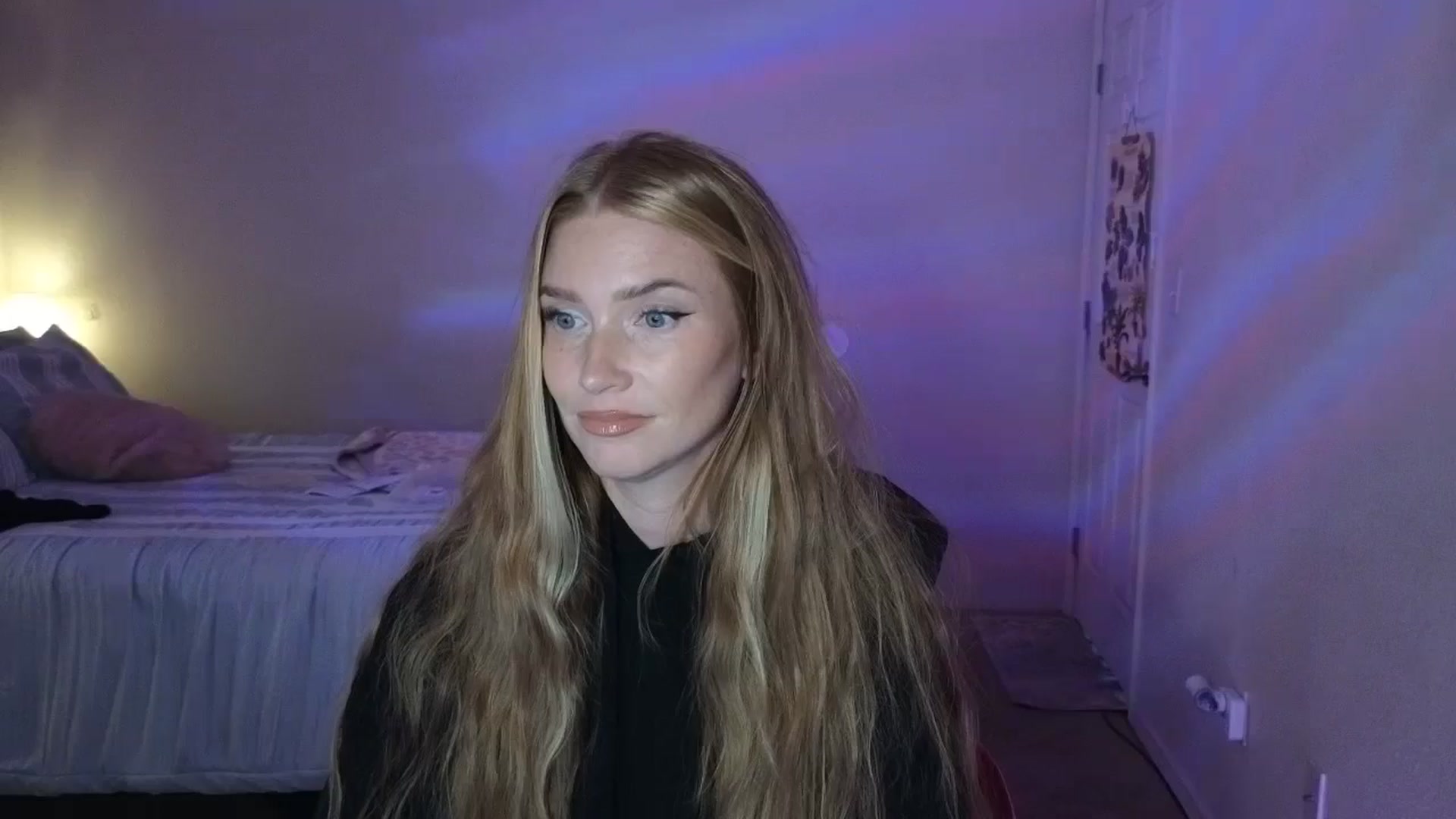 Gallery image thumbnail from Freckld_Cutie's myfreecams stream on, 07/23/2024, 21:49 image 17 of 20