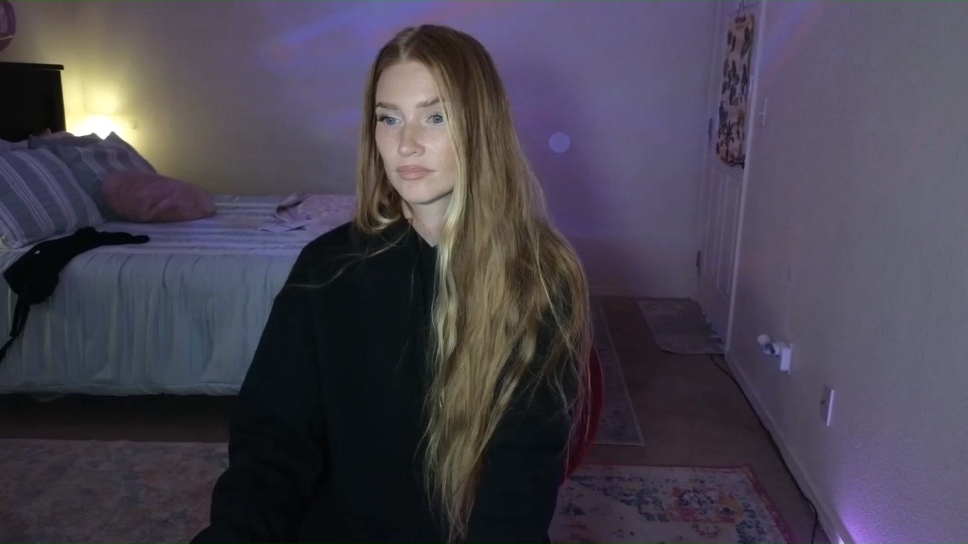 Gallery image thumbnail from Freckld_Cutie's myfreecams stream on, 07/23/2024, 22:33 image 19 of 20
