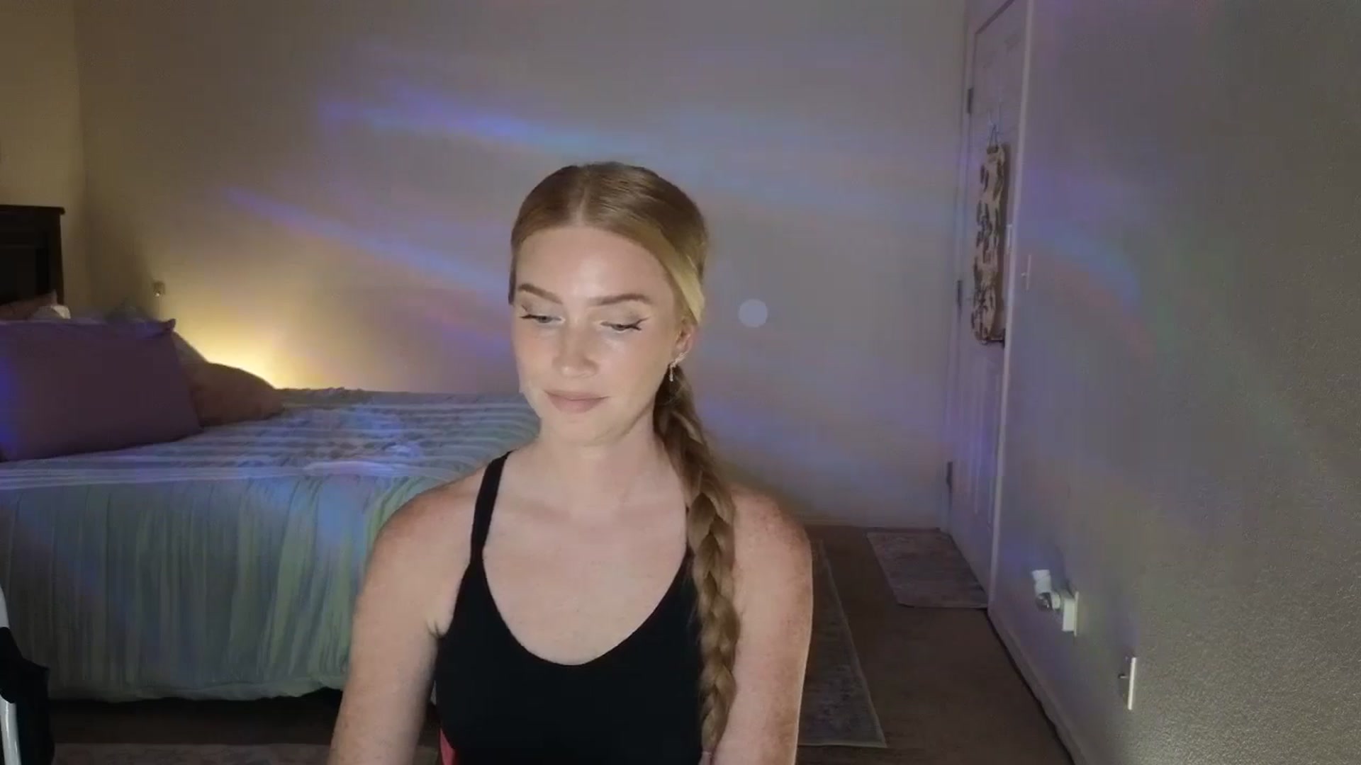 Gallery image thumbnail from Freckld_Cutie's myfreecams stream on, 07/24/2024, 19:49 image 3 of 20
