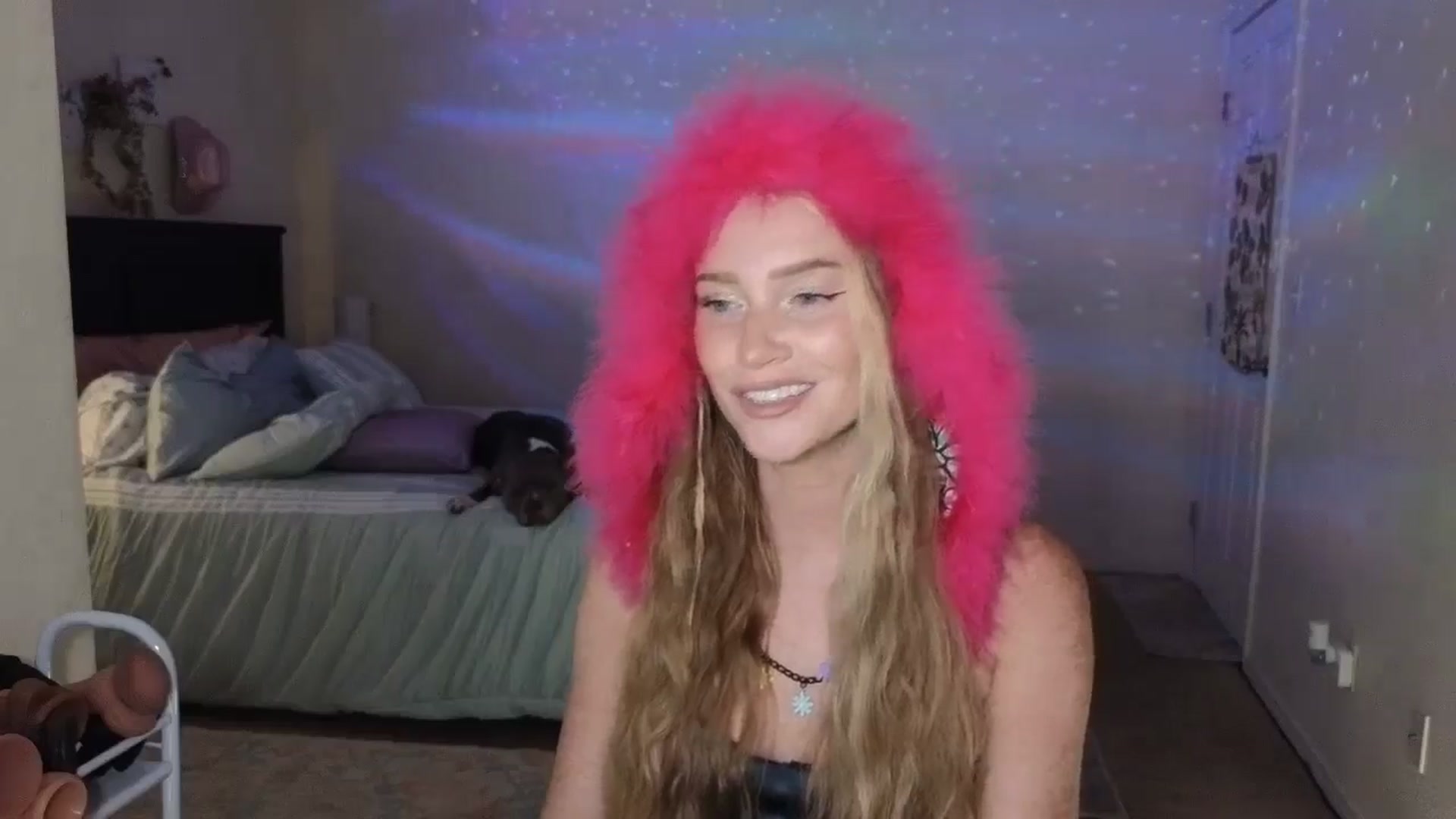 Gallery image thumbnail from Freckld_Cutie's myfreecams stream on, 08/01/2024, 16:56 image 20 of 20