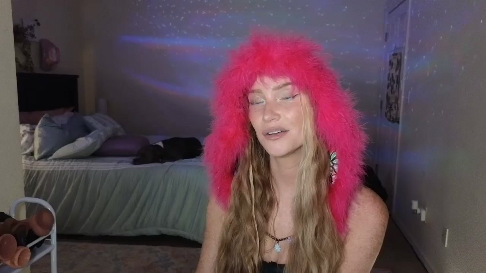 Gallery image thumbnail from Freckld_Cutie's myfreecams stream on, 08/01/2024, 16:56 image 17 of 20