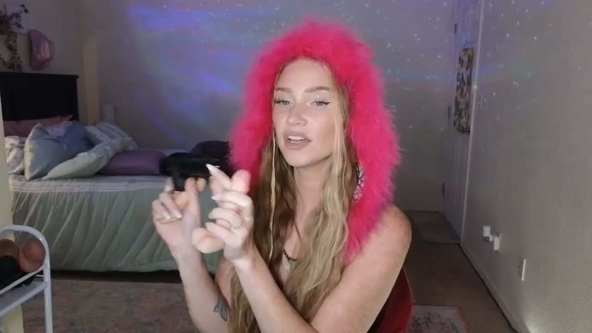 Gallery image thumbnail from Freckld_Cutie's myfreecams stream on, 08/01/2024, 16:56 image 4 of 20
