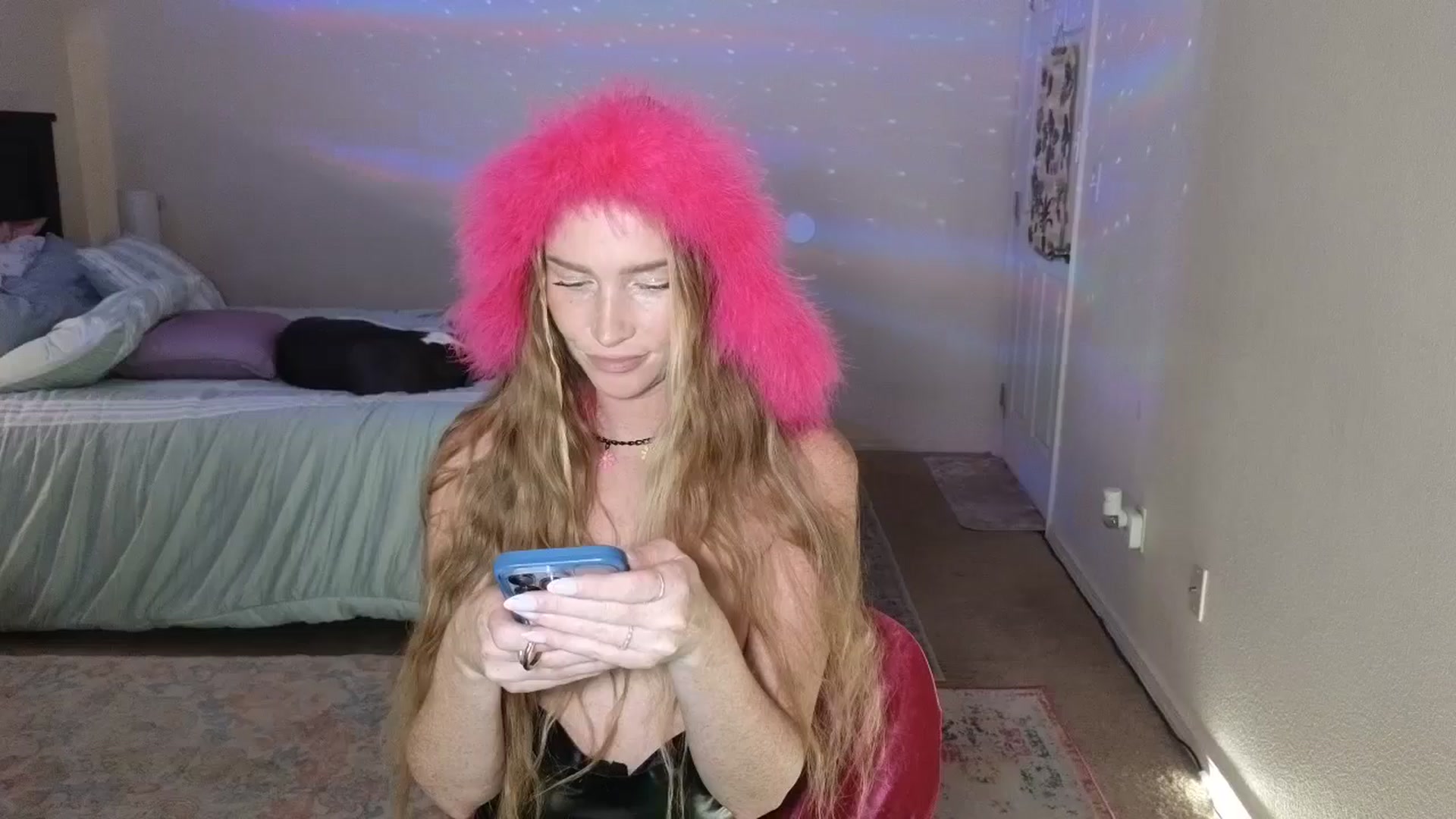 Gallery image thumbnail from Freckld_Cutie's myfreecams stream on, 08/01/2024, 17:55 image 2 of 20