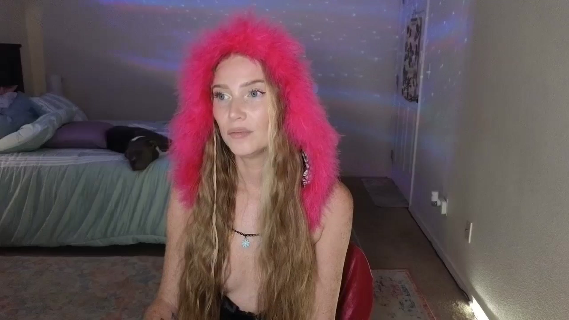 Gallery image thumbnail from Freckld_Cutie's myfreecams stream on, 08/01/2024, 17:55 image 17 of 20