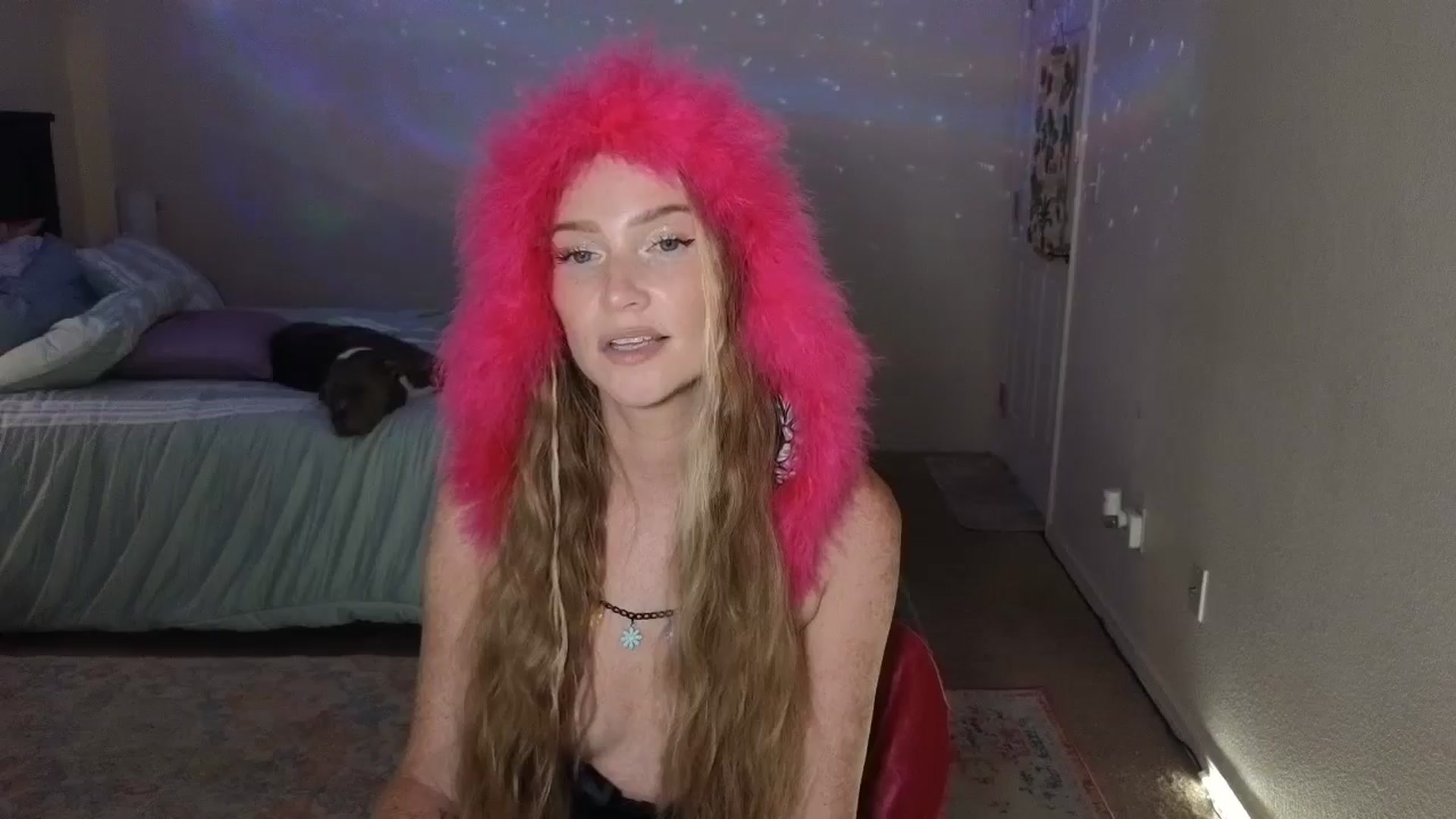 Gallery image thumbnail from Freckld_Cutie's myfreecams stream on, 08/01/2024, 17:55 image 16 of 20