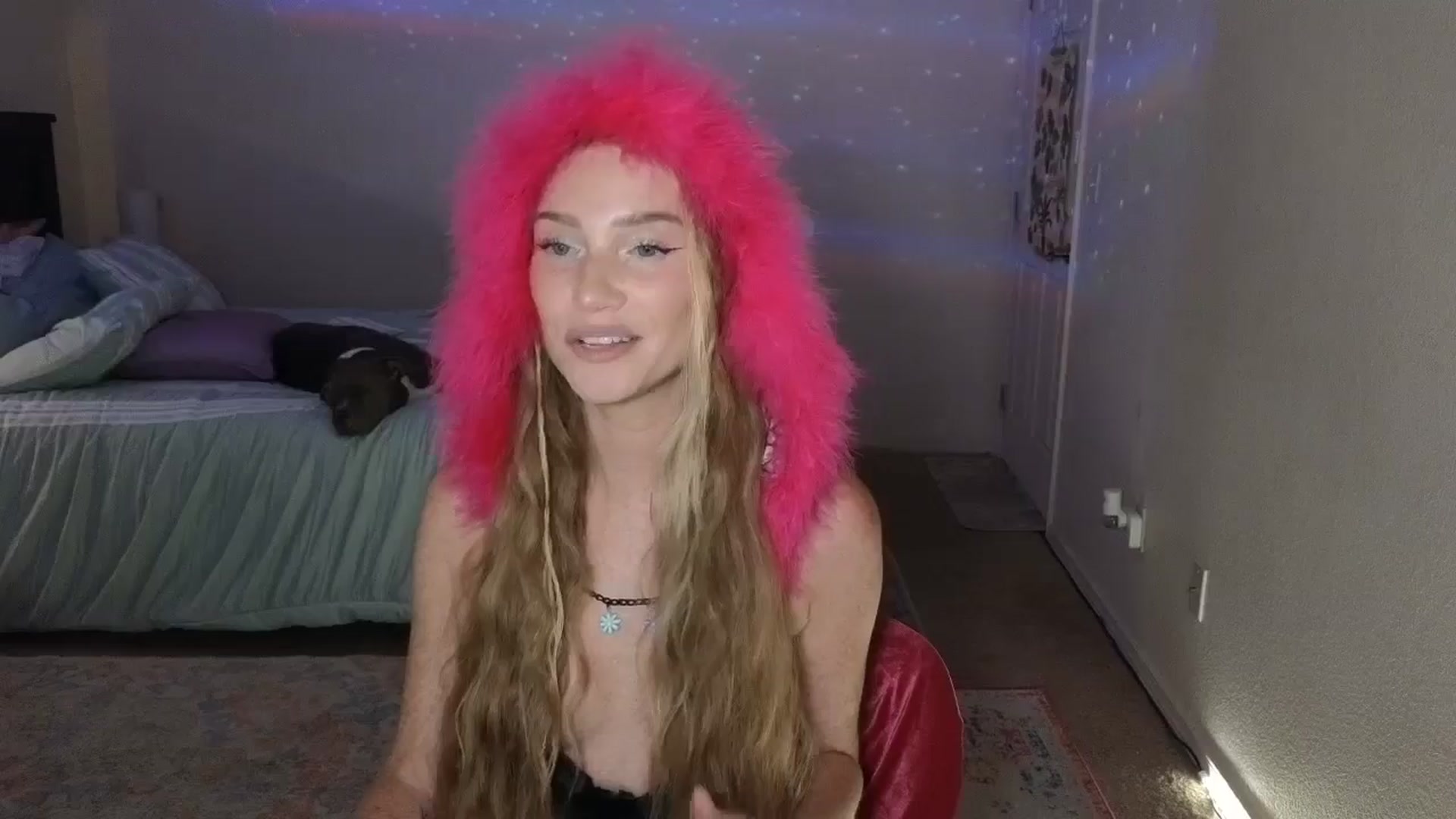 Gallery image thumbnail from Freckld_Cutie's myfreecams stream on, 08/01/2024, 17:55 image 13 of 20