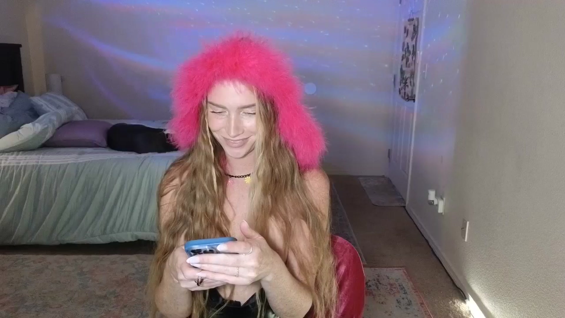 Gallery image thumbnail from Freckld_Cutie's myfreecams stream on, 08/01/2024, 17:55 image 3 of 20