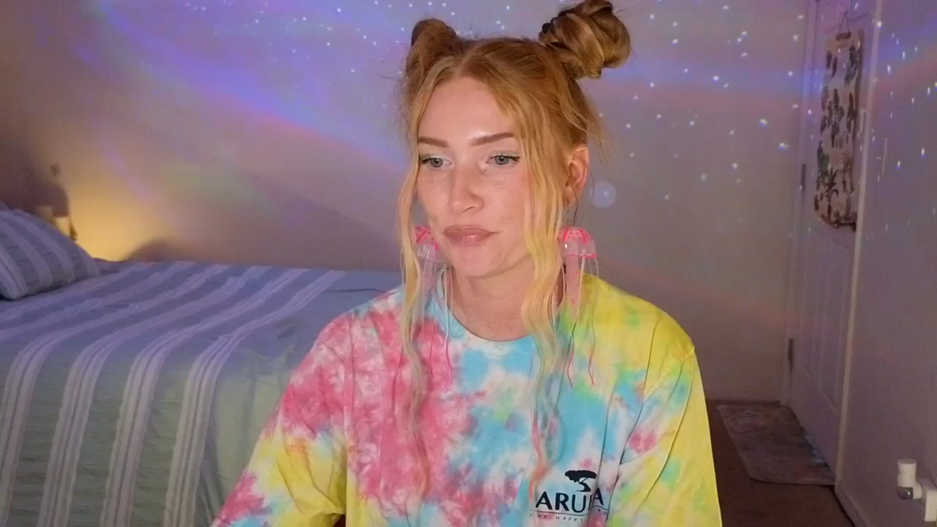 Gallery image thumbnail from Freckld_Cutie's myfreecams stream on, 08/02/2024, 18:09 image 15 of 20