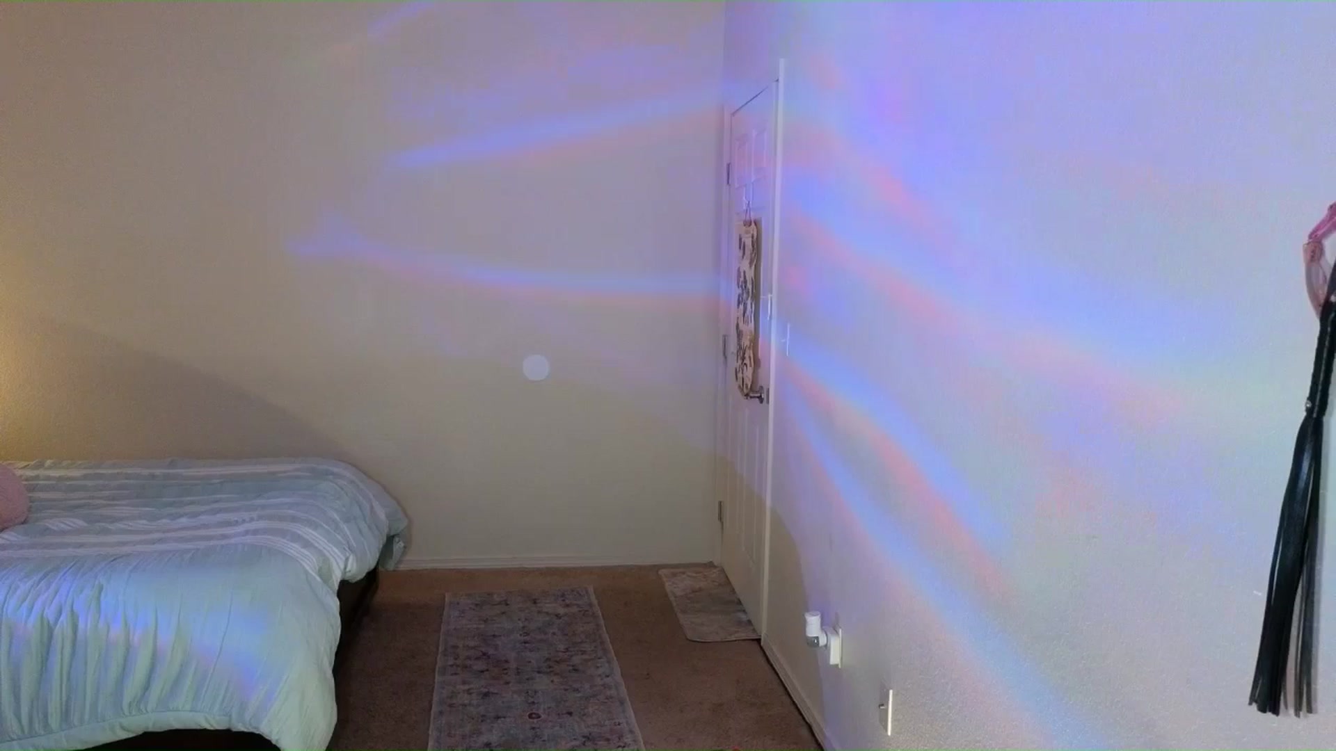 Gallery image thumbnail from Freckld_Cutie's myfreecams stream on, 08/12/2024, 19:28 image 14 of 20