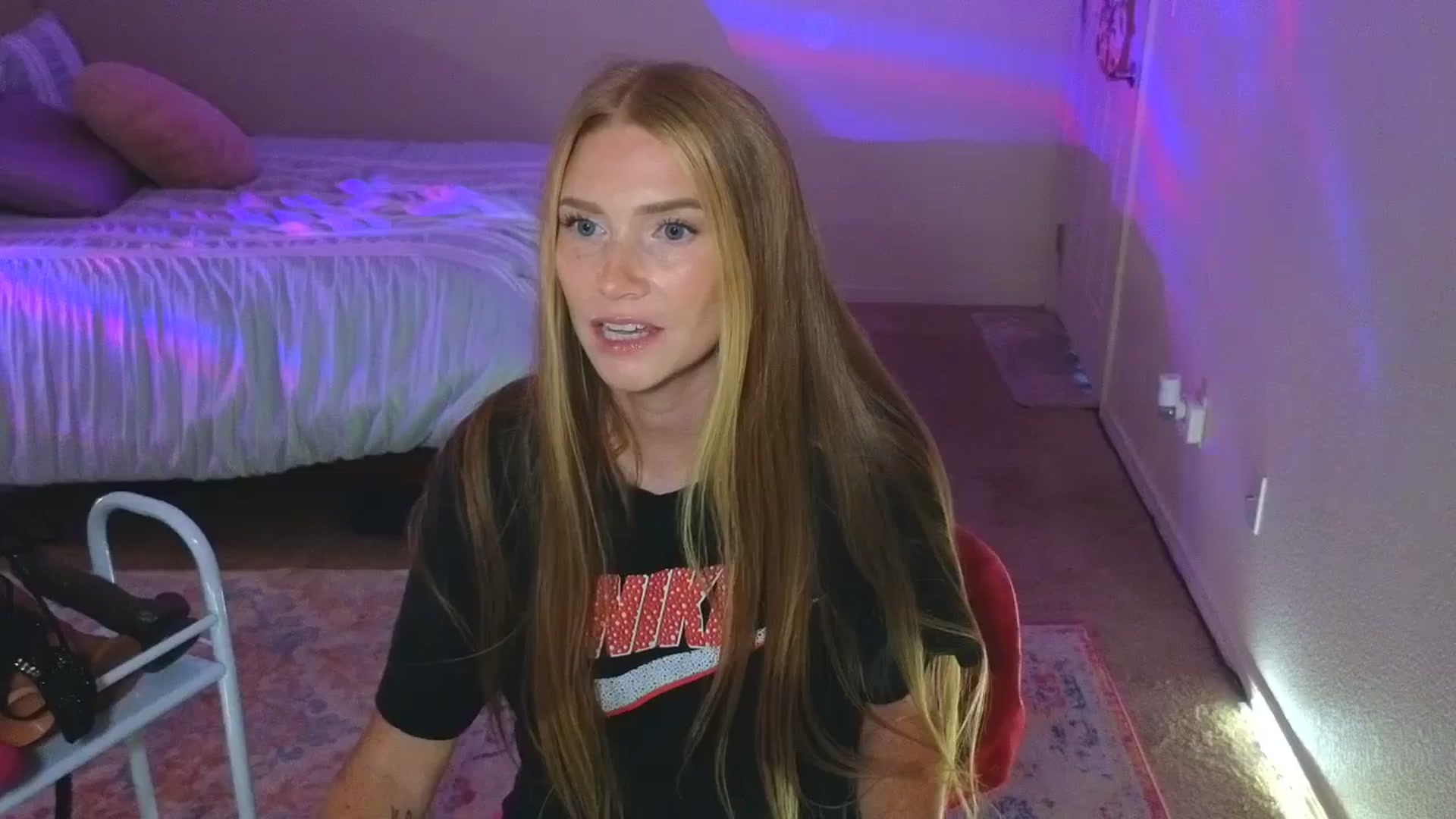 Gallery image thumbnail from Freckld_Cutie's myfreecams stream on, 08/14/2024, 18:45 image 8 of 20