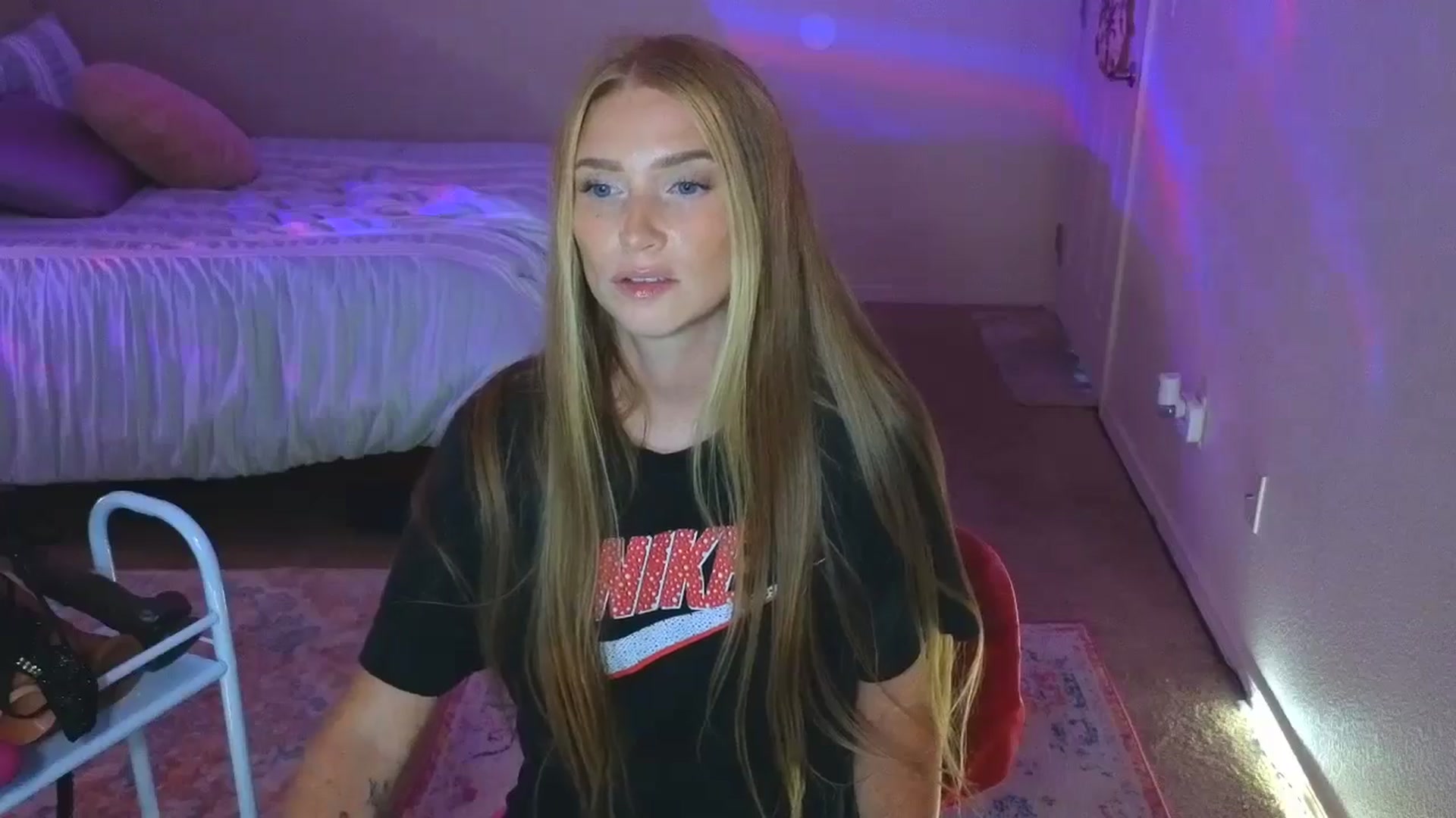 Gallery image thumbnail from Freckld_Cutie's myfreecams stream on, 08/14/2024, 18:45 image 7 of 20