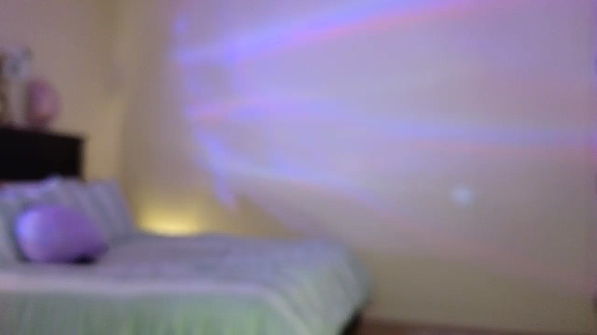 Gallery image thumbnail from Freckld_Cutie's myfreecams stream on, 09/26/2024, 17:21 image 6 of 20