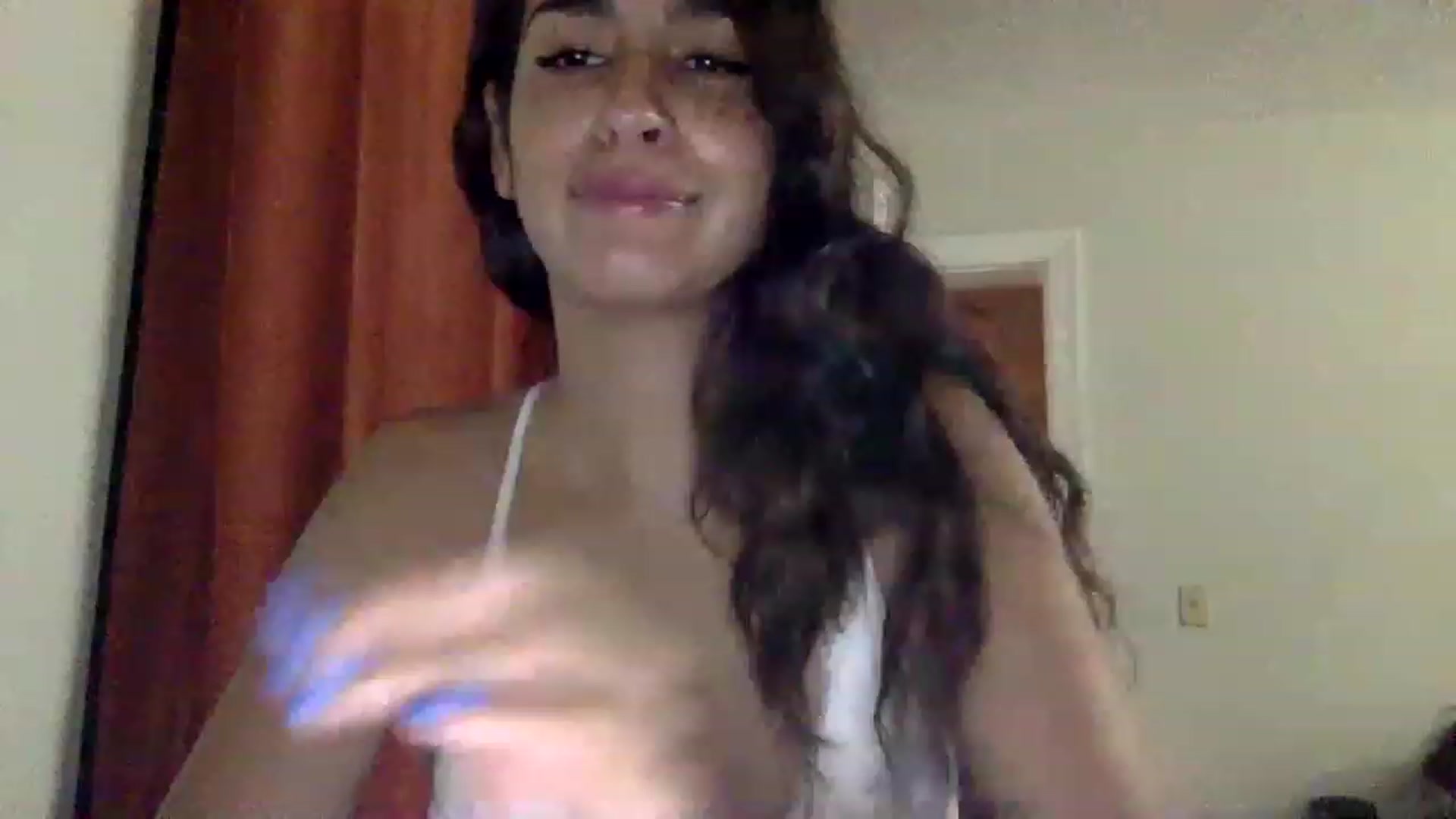 Gallery image thumbnail from FreckledPoni's myfreecams stream on, 12/24/2022, 01:04 image 3 of 20