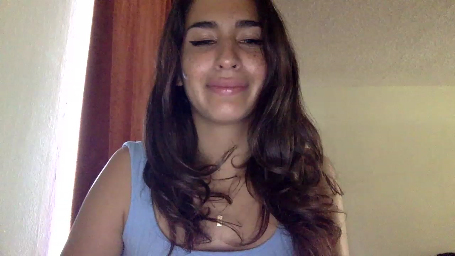 Gallery image thumbnail from FreckledPoni's myfreecams stream on, 12/29/2022, 20:28 image 18 of 20