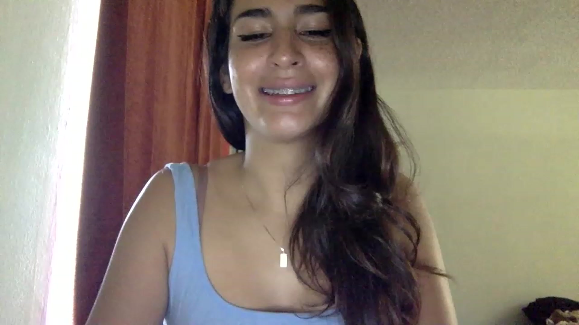 Gallery image thumbnail from FreckledPoni's myfreecams stream on, 12/29/2022, 20:28 image 14 of 20