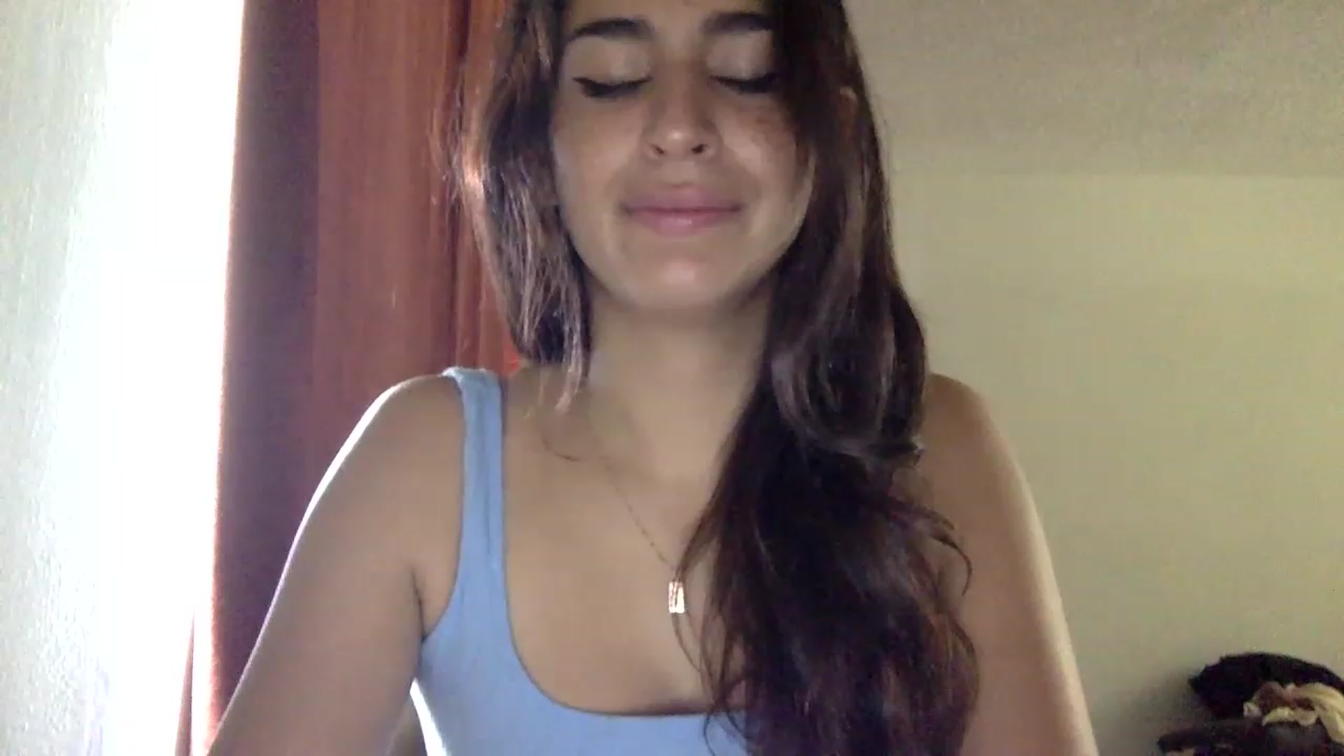 Gallery image thumbnail from FreckledPoni's myfreecams stream on, 12/29/2022, 20:28 image 1 of 20