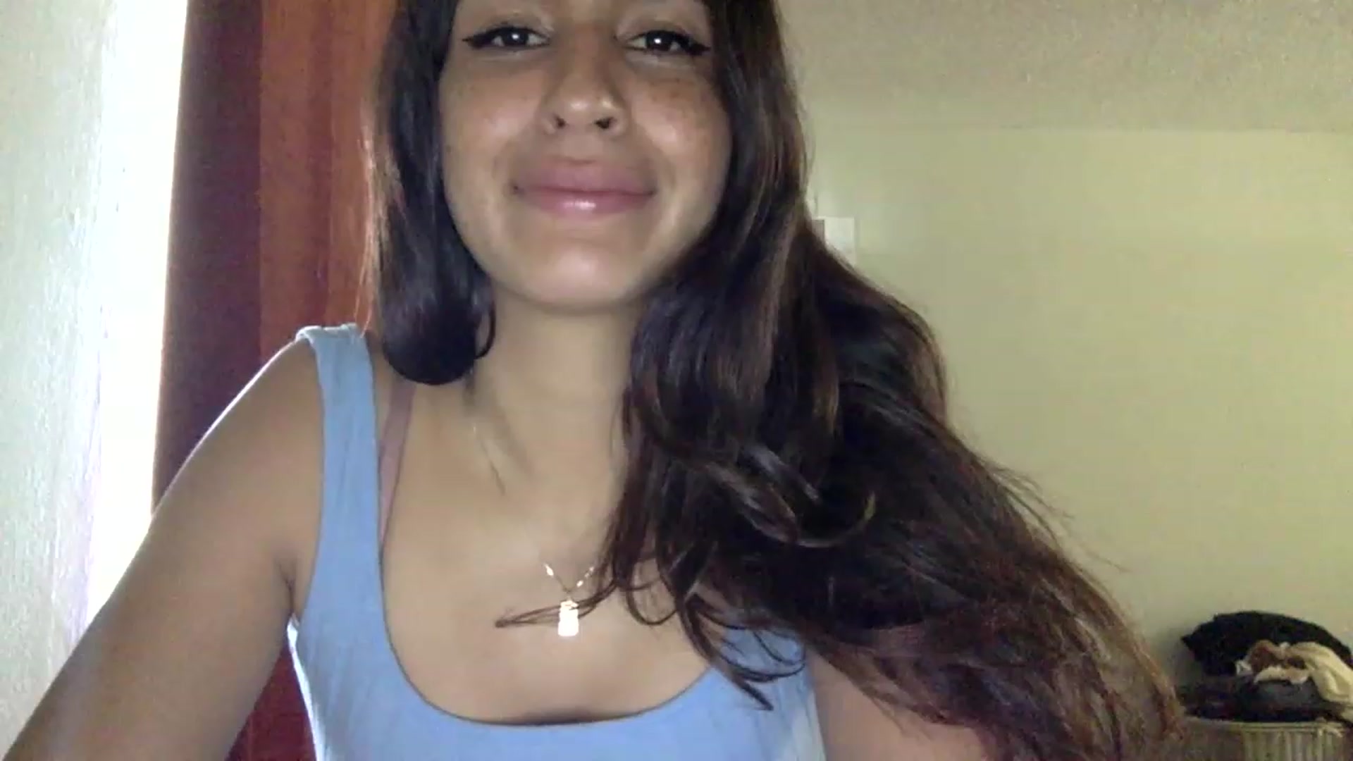 Gallery image thumbnail from FreckledPoni's myfreecams stream on, 12/29/2022, 20:28 image 20 of 20