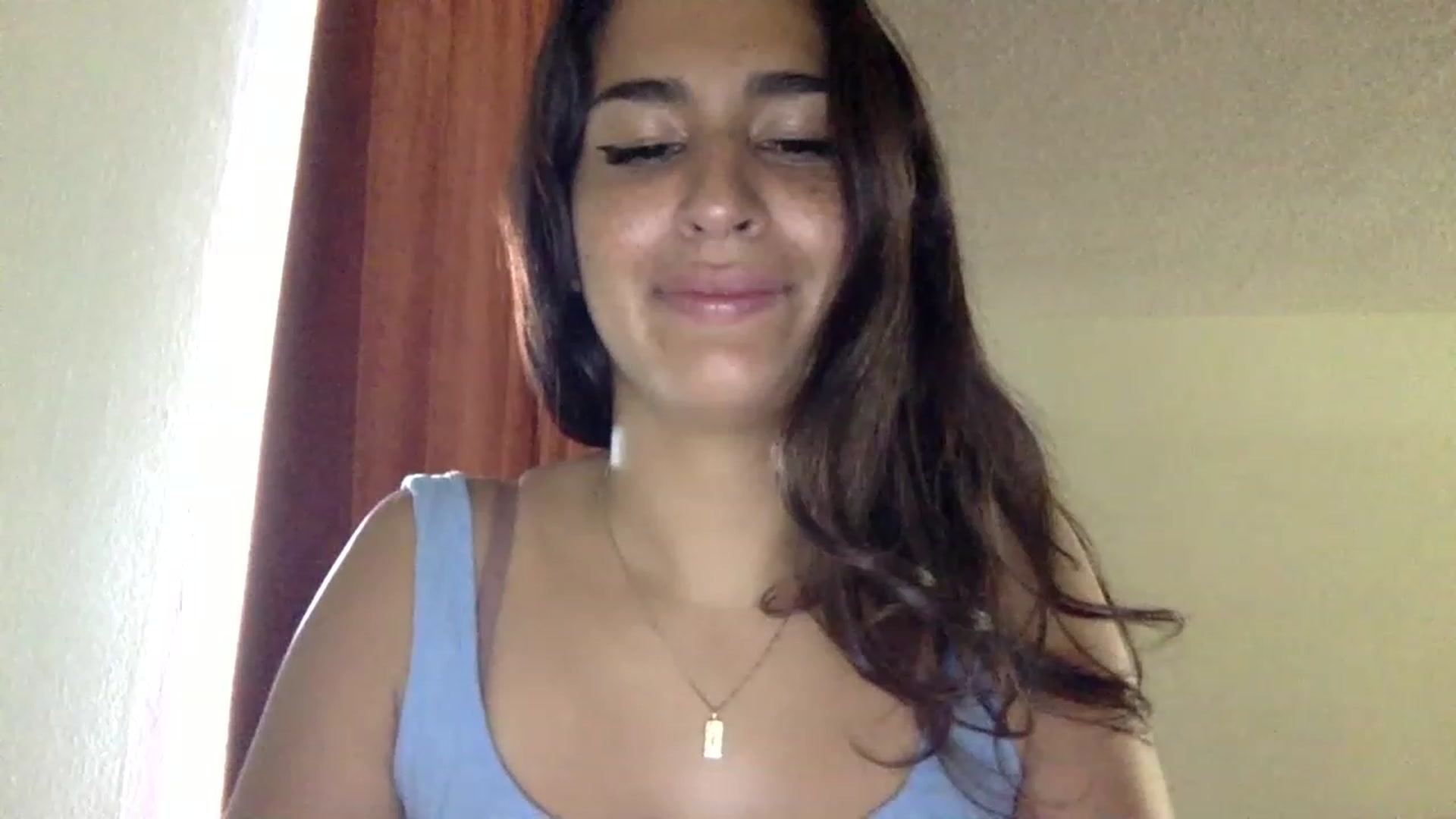 Gallery image thumbnail from FreckledPoni's myfreecams stream on, 12/29/2022, 20:28 image 19 of 20