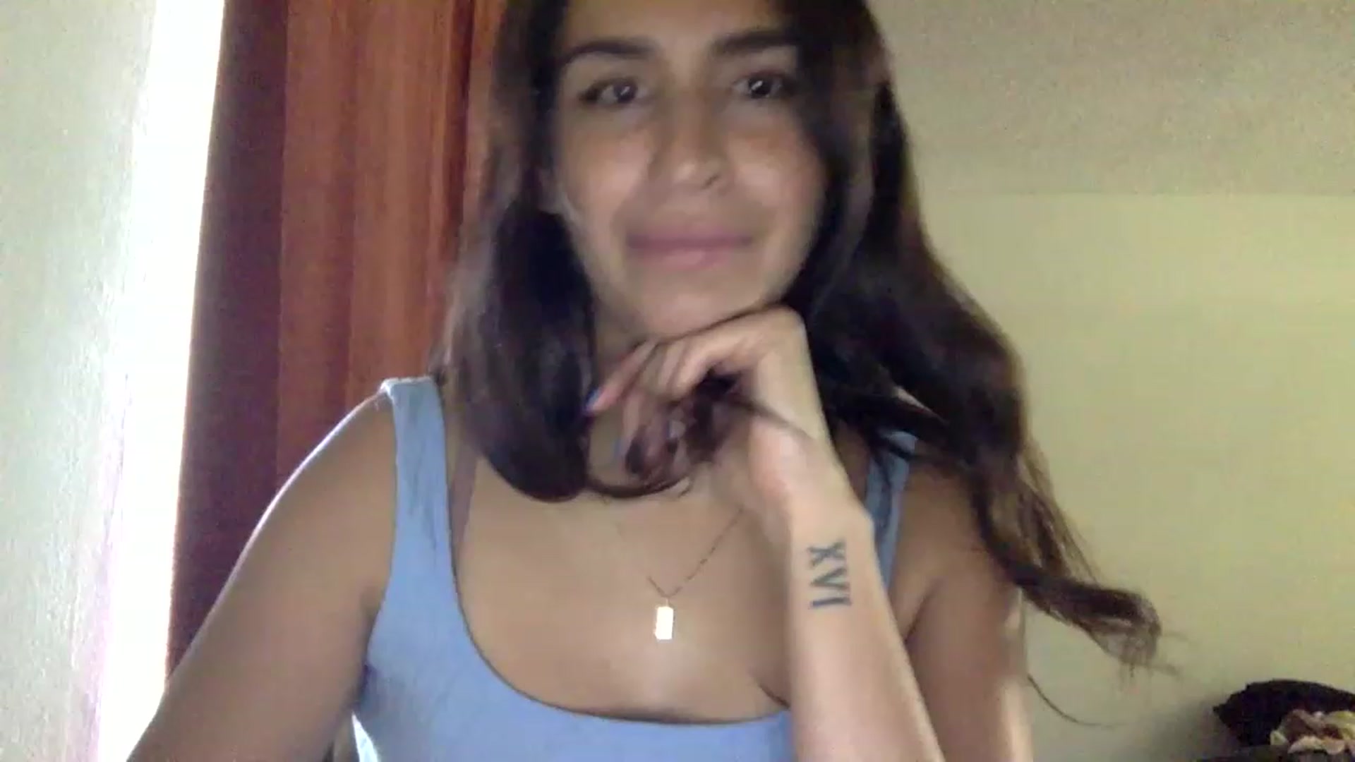 Gallery image thumbnail from FreckledPoni's myfreecams stream on, 12/29/2022, 20:28 image 17 of 20