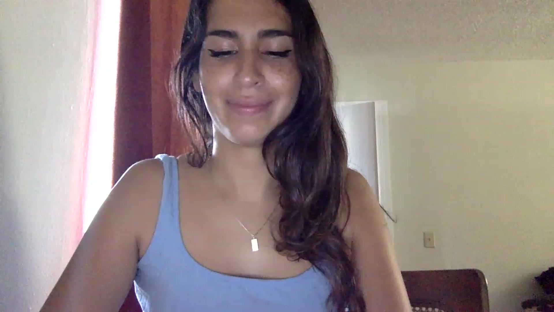 Gallery image thumbnail from FreckledPoni's myfreecams stream on, 12/29/2022, 20:58 image 15 of 20