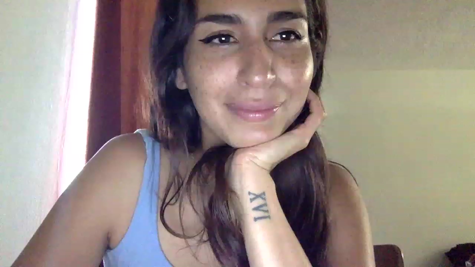 Gallery image thumbnail from FreckledPoni's myfreecams stream on, 12/29/2022, 20:58 image 19 of 20