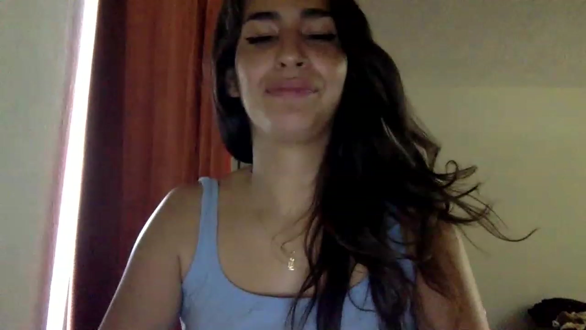 Gallery image thumbnail from FreckledPoni's myfreecams stream on, 12/29/2022, 20:58 image 10 of 20