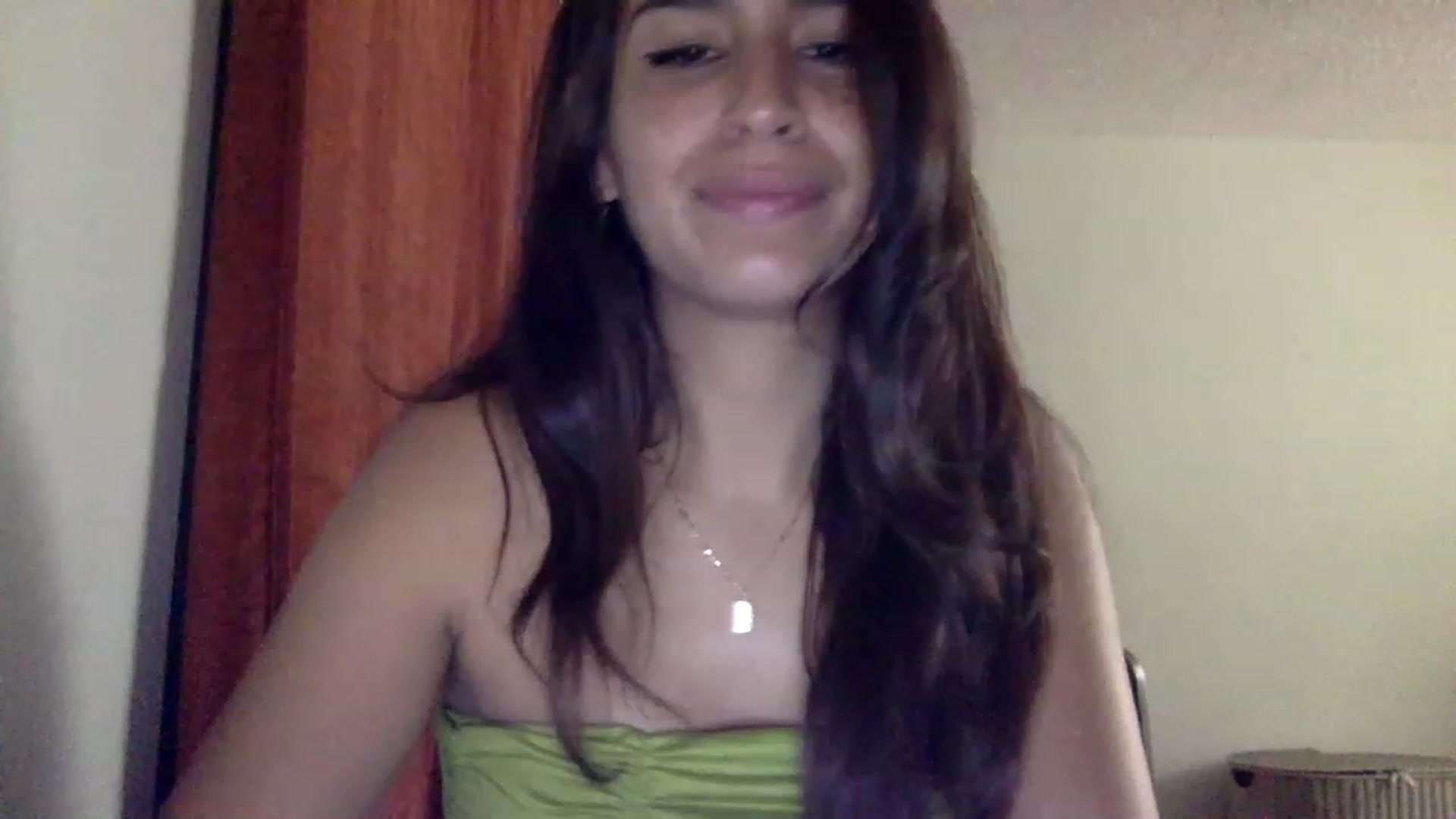 Gallery image thumbnail from FreckledPoni's myfreecams stream on, 01/01/2023, 23:53 image 4 of 20