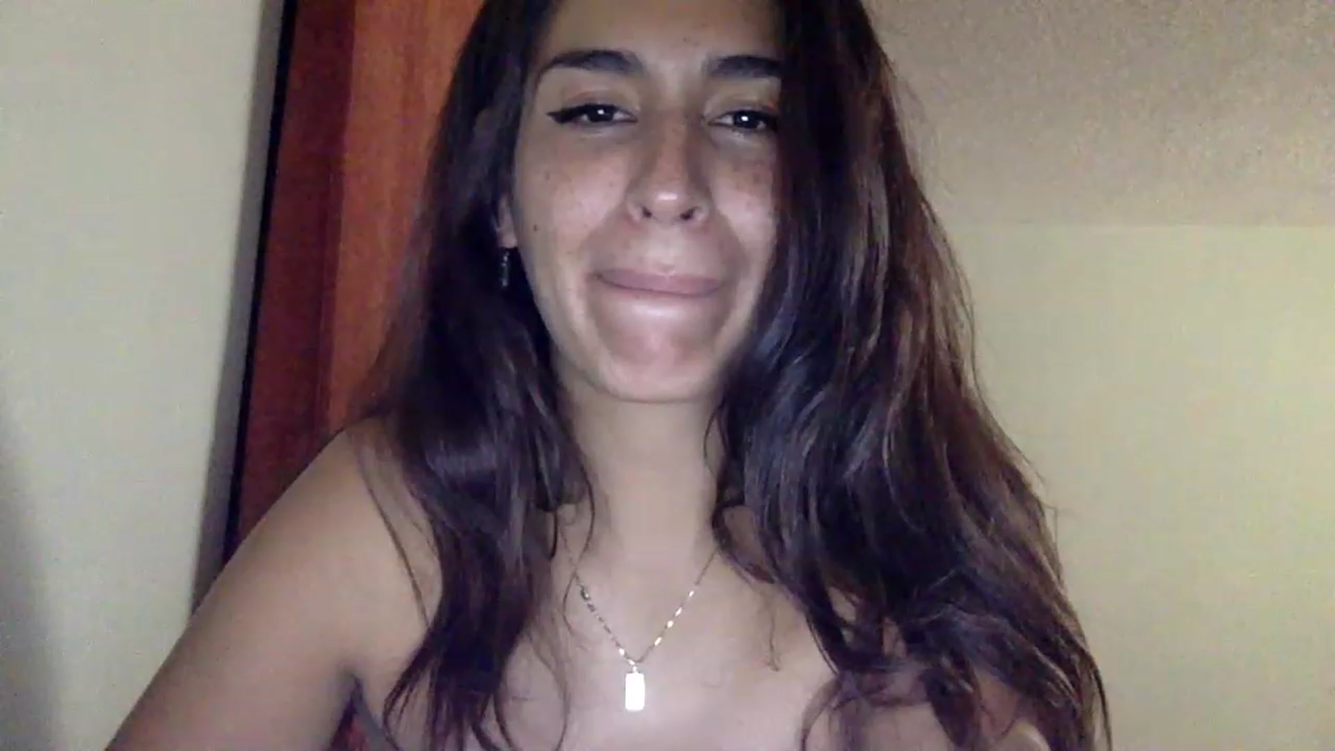 Gallery image thumbnail from FreckledPoni's myfreecams stream on, 01/01/2023, 23:53 image 6 of 20