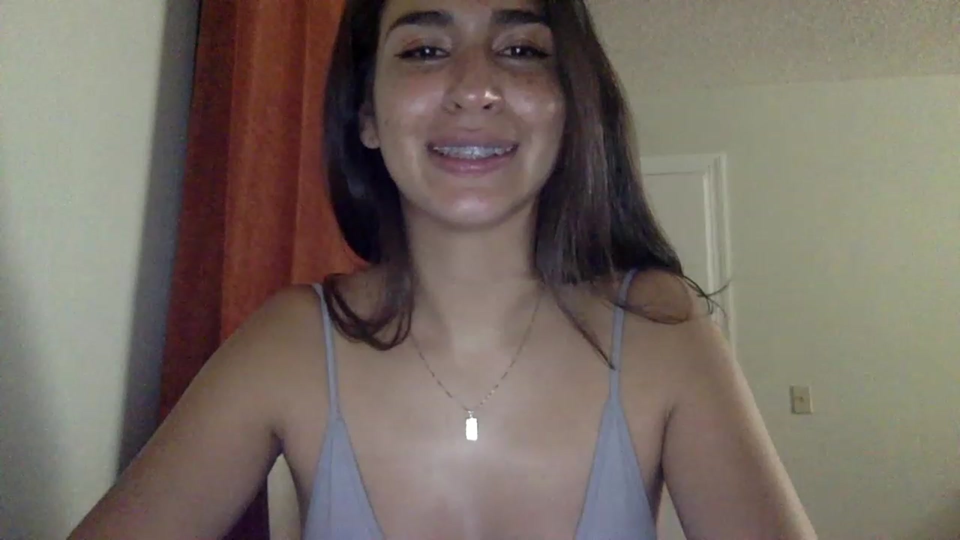 Gallery image thumbnail from FreckledPoni's myfreecams stream on, 01/09/2023, 23:43 image 4 of 20