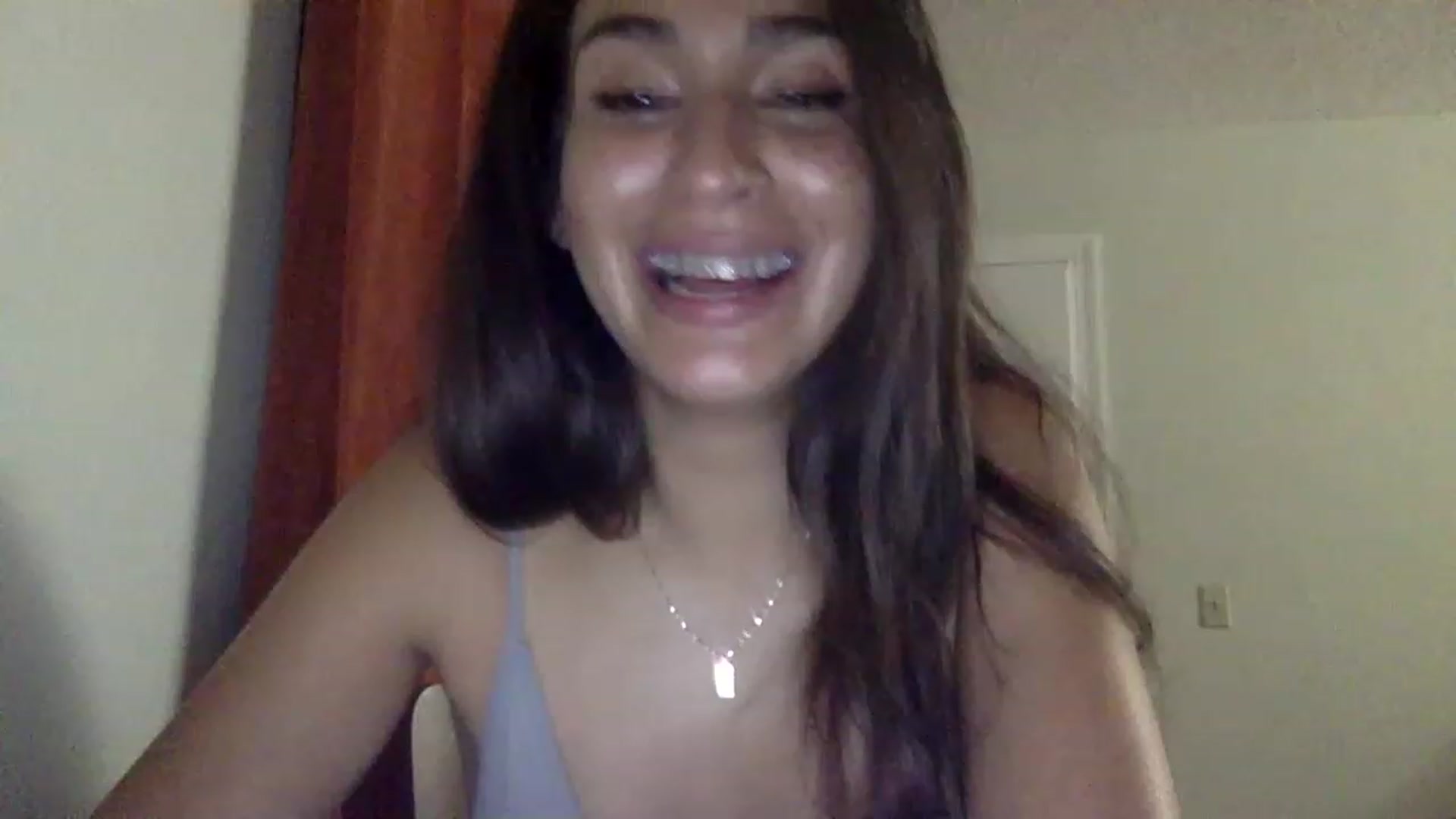 Gallery image thumbnail from FreckledPoni's myfreecams stream on, 01/09/2023, 23:43 image 3 of 20
