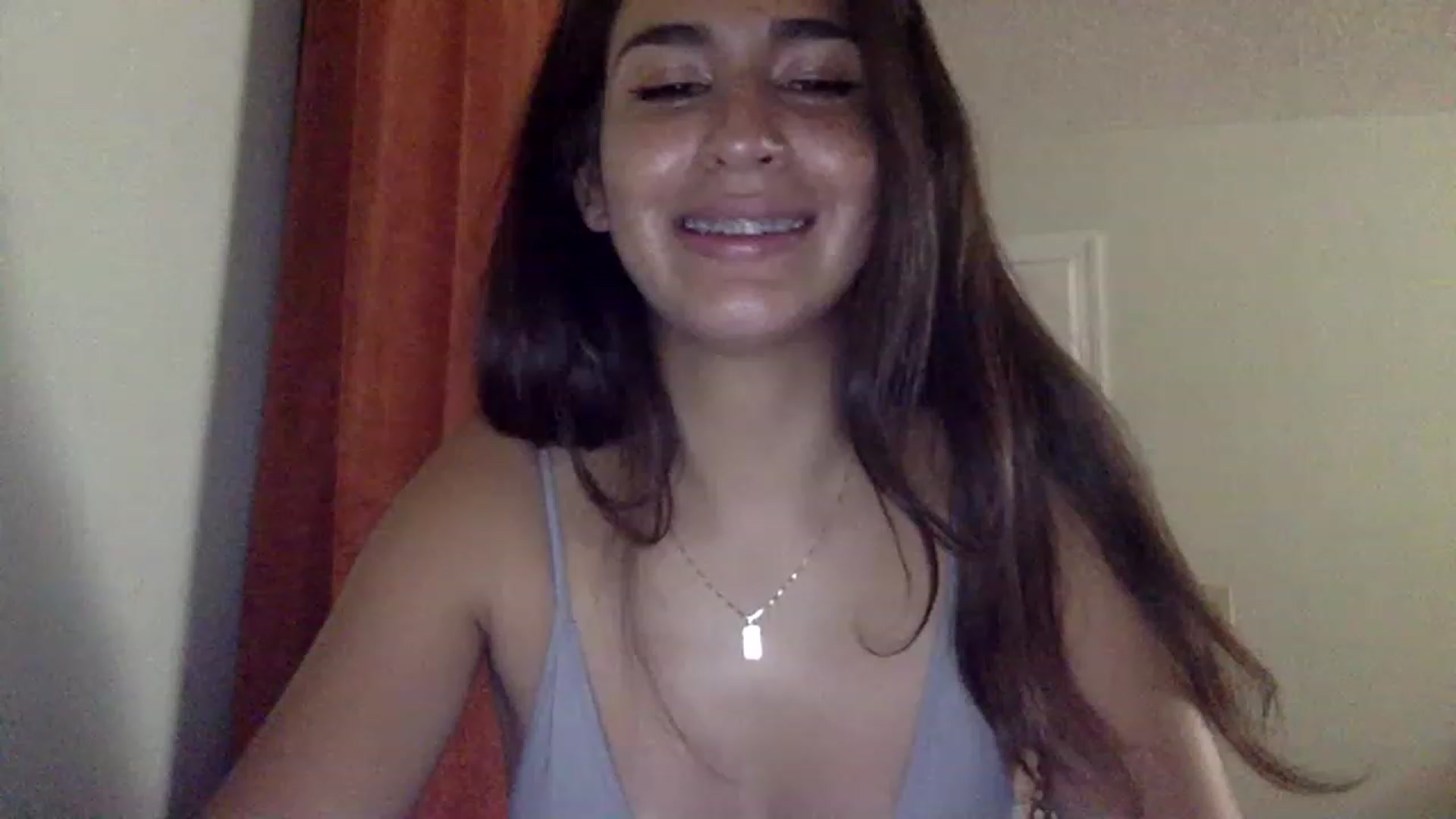 Gallery image thumbnail from FreckledPoni's myfreecams stream on, 01/09/2023, 23:43 image 7 of 20