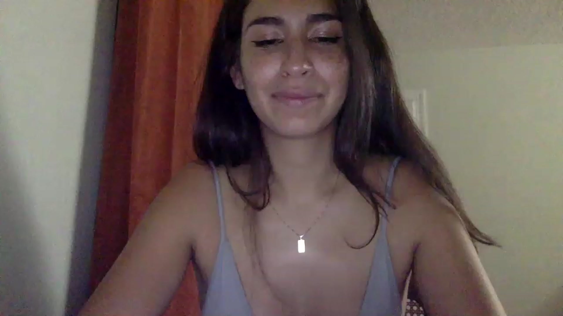 Gallery image thumbnail from FreckledPoni's myfreecams stream on, 01/09/2023, 23:43 image 6 of 20
