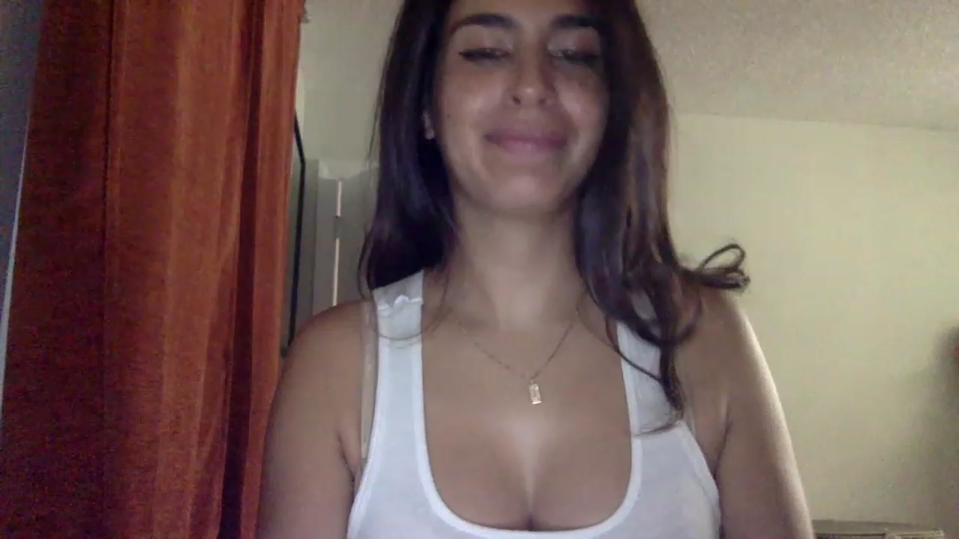 Gallery image thumbnail from FreckledPoni's myfreecams stream on, 01/22/2023, 23:08 image 17 of 20