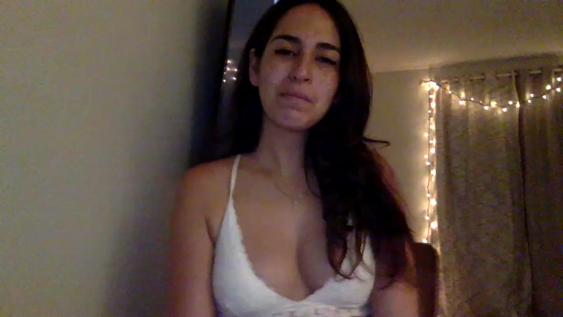 Gallery image thumbnail from FreckledPoni's myfreecams stream on, 02/07/2023, 04:33 image 16 of 20