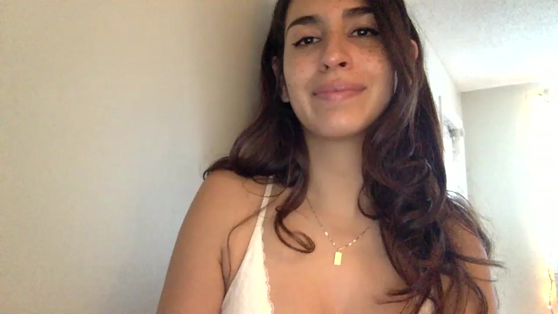 Gallery image thumbnail from FreckledPoni's myfreecams stream on, 02/13/2023, 21:37 image 12 of 20