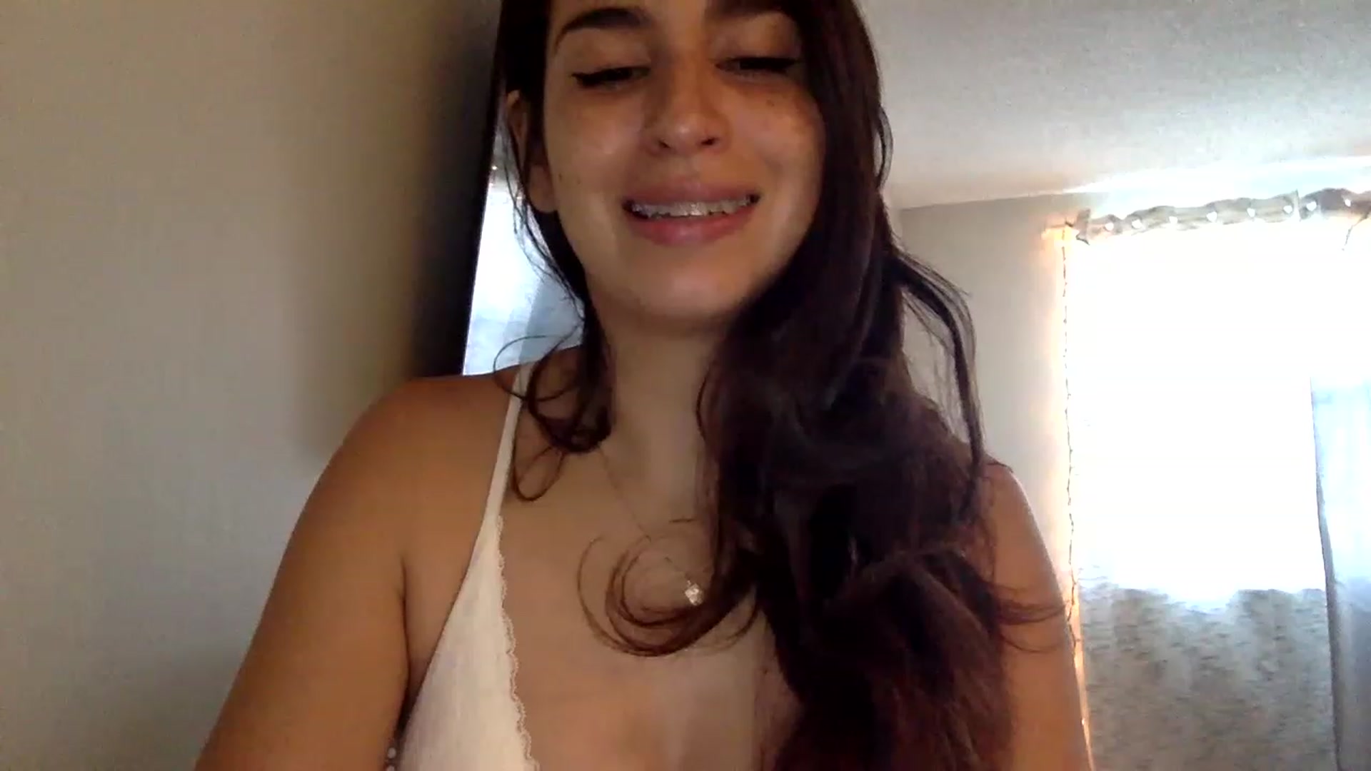 Gallery image thumbnail from FreckledPoni's myfreecams stream on, 02/13/2023, 21:37 image 19 of 20
