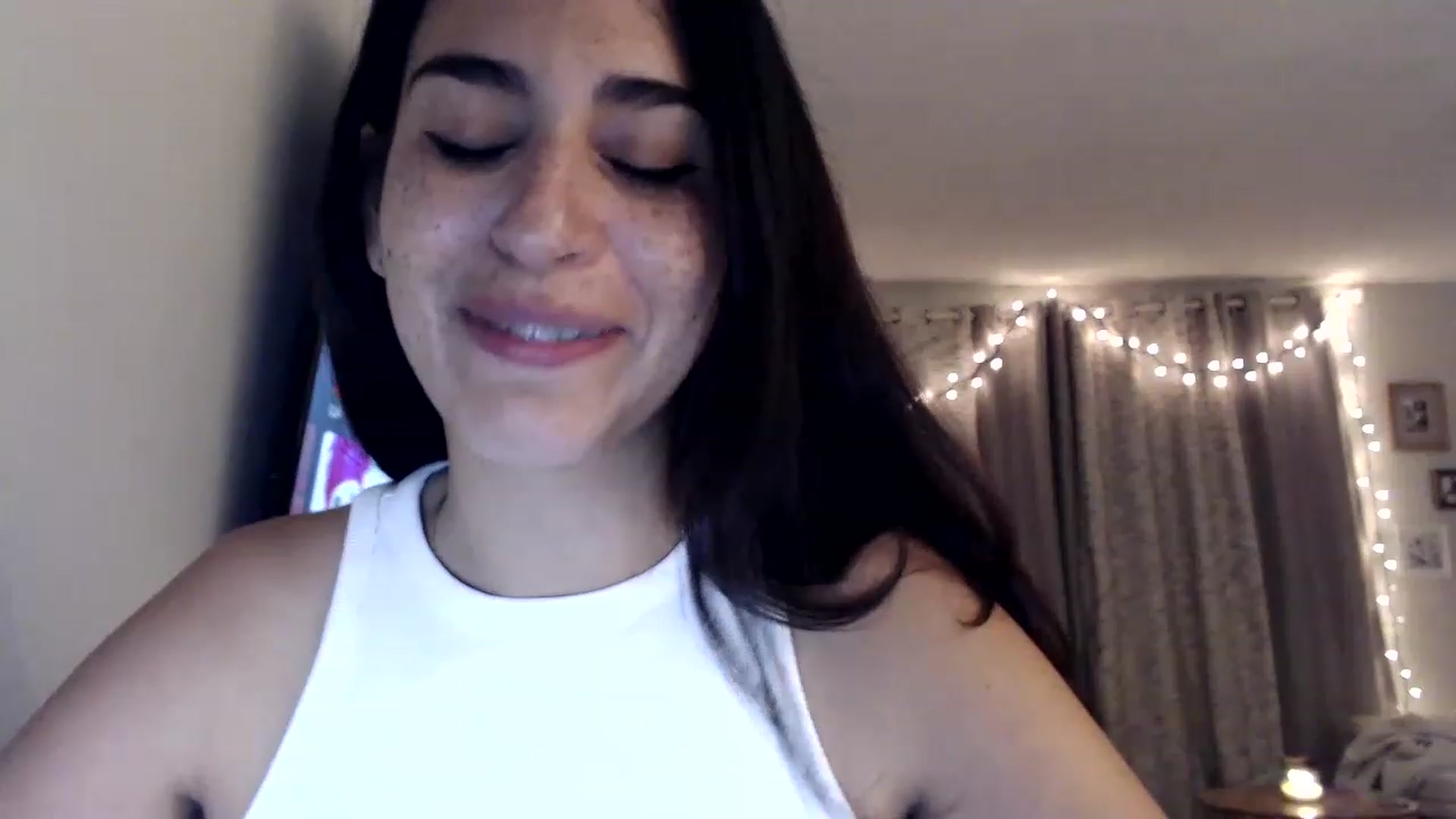 Gallery image thumbnail from FreckledPoni's myfreecams stream on, 02/21/2023, 02:31 image 13 of 20