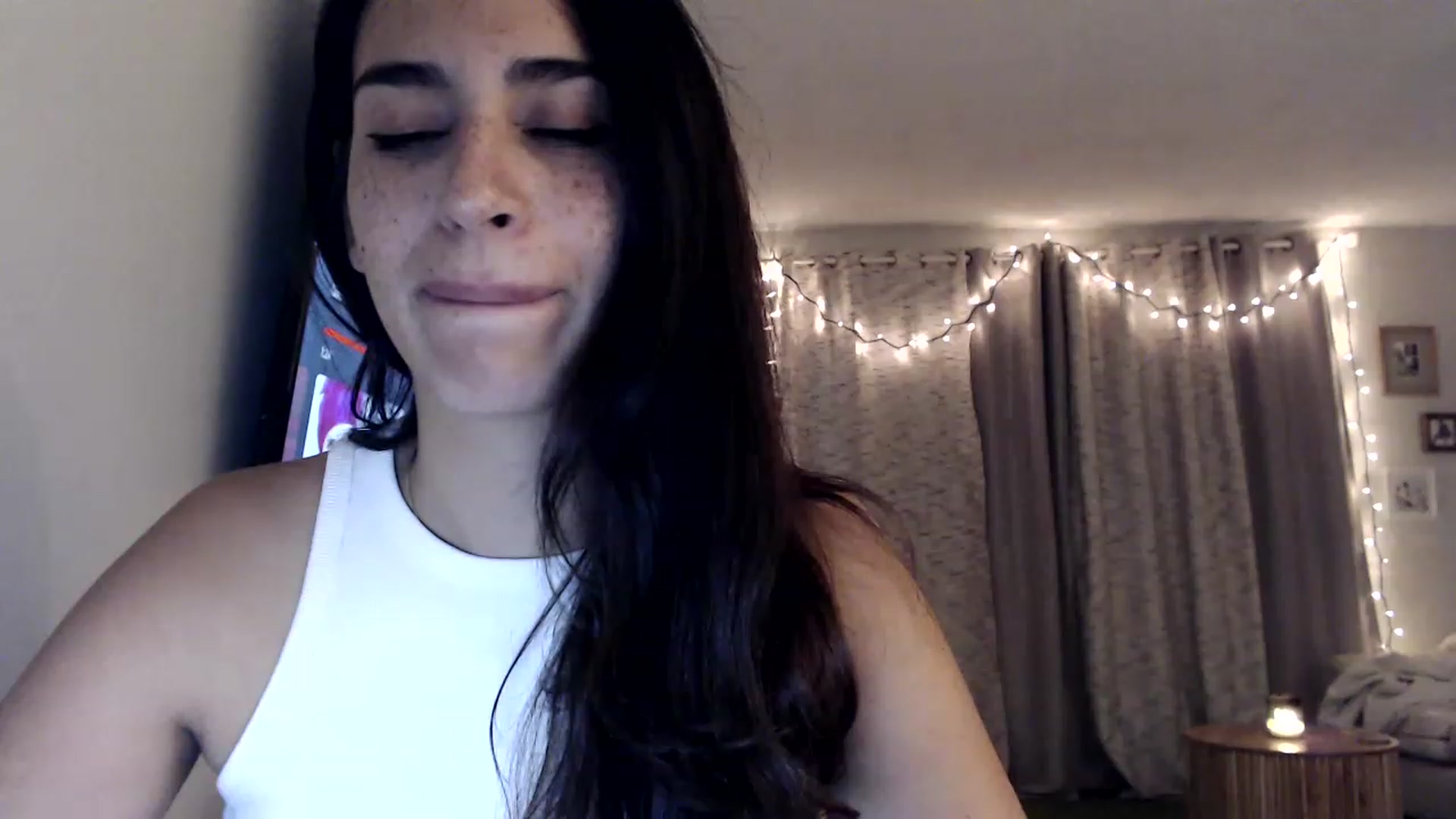 Gallery image thumbnail from FreckledPoni's myfreecams stream on, 02/21/2023, 02:31 image 17 of 20