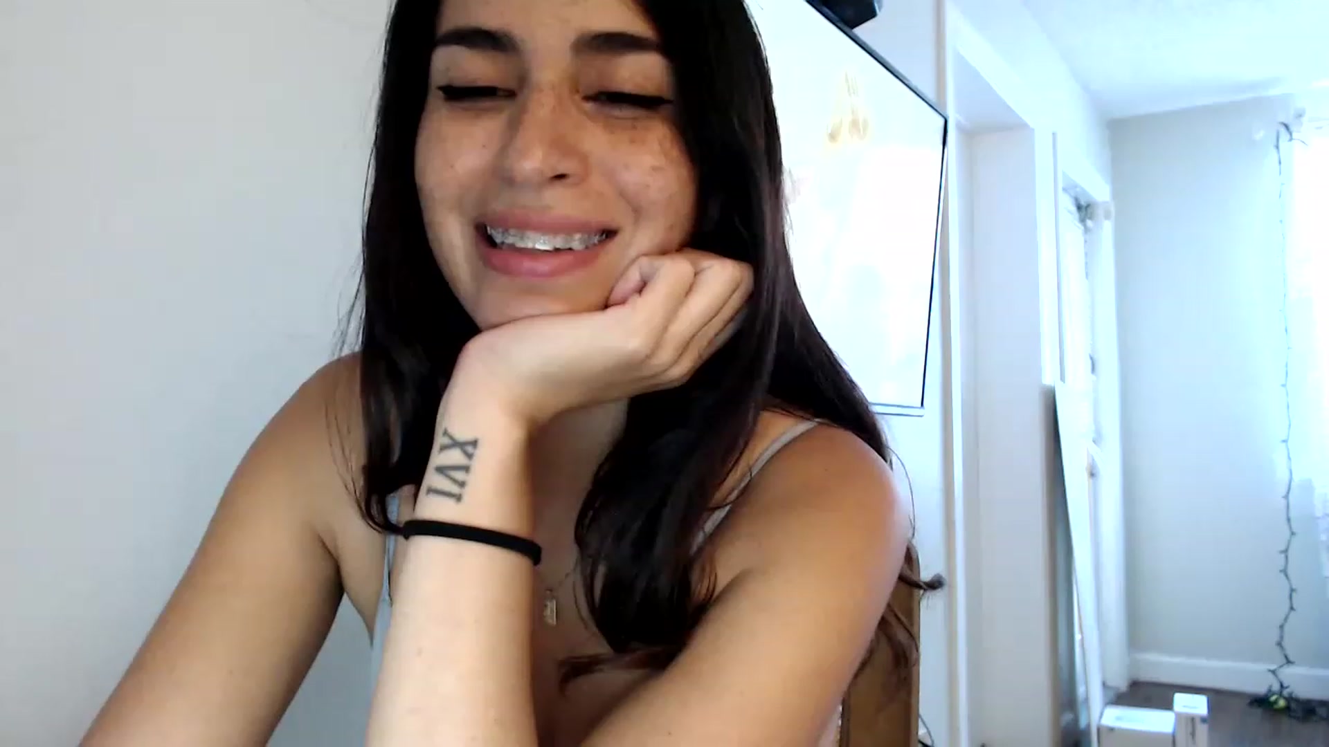 Gallery image thumbnail from FreckledPoni's myfreecams stream on, 02/25/2023, 21:23 image 1 of 20