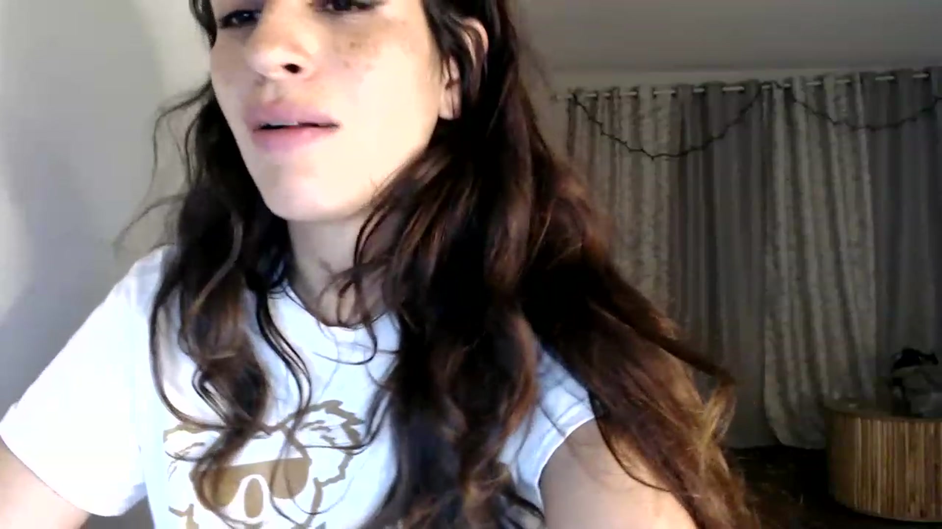 Gallery image thumbnail from FreckledPoni's myfreecams stream on, 04/04/2023, 05:33 image 8 of 20