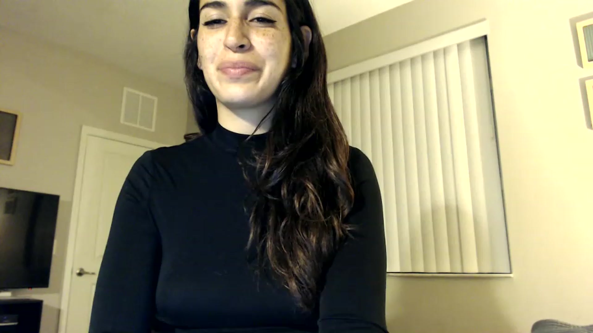 Gallery image thumbnail from FreckledPoni's myfreecams stream on, 04/10/2023, 02:08 image 9 of 20